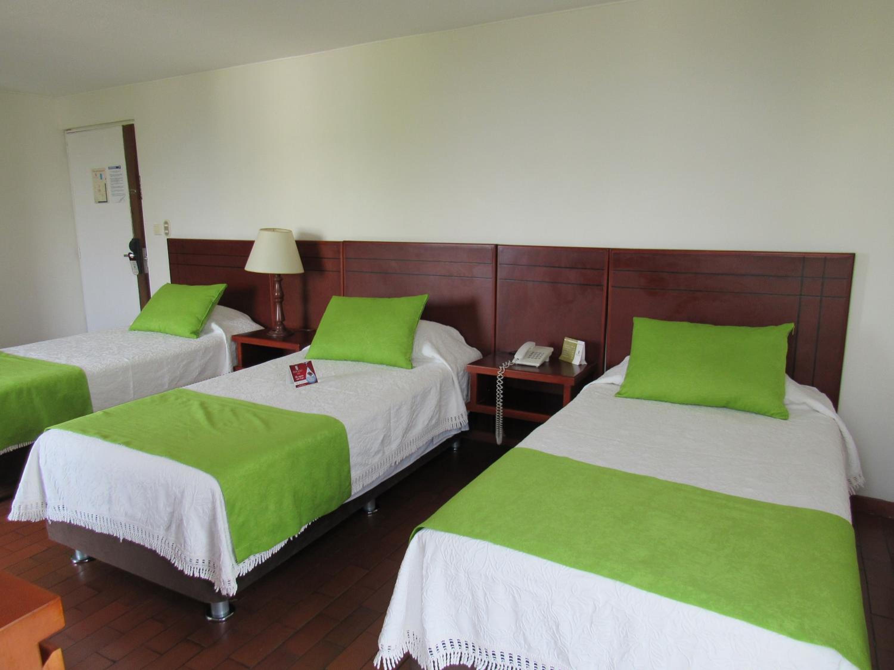 Triple Room photo 2