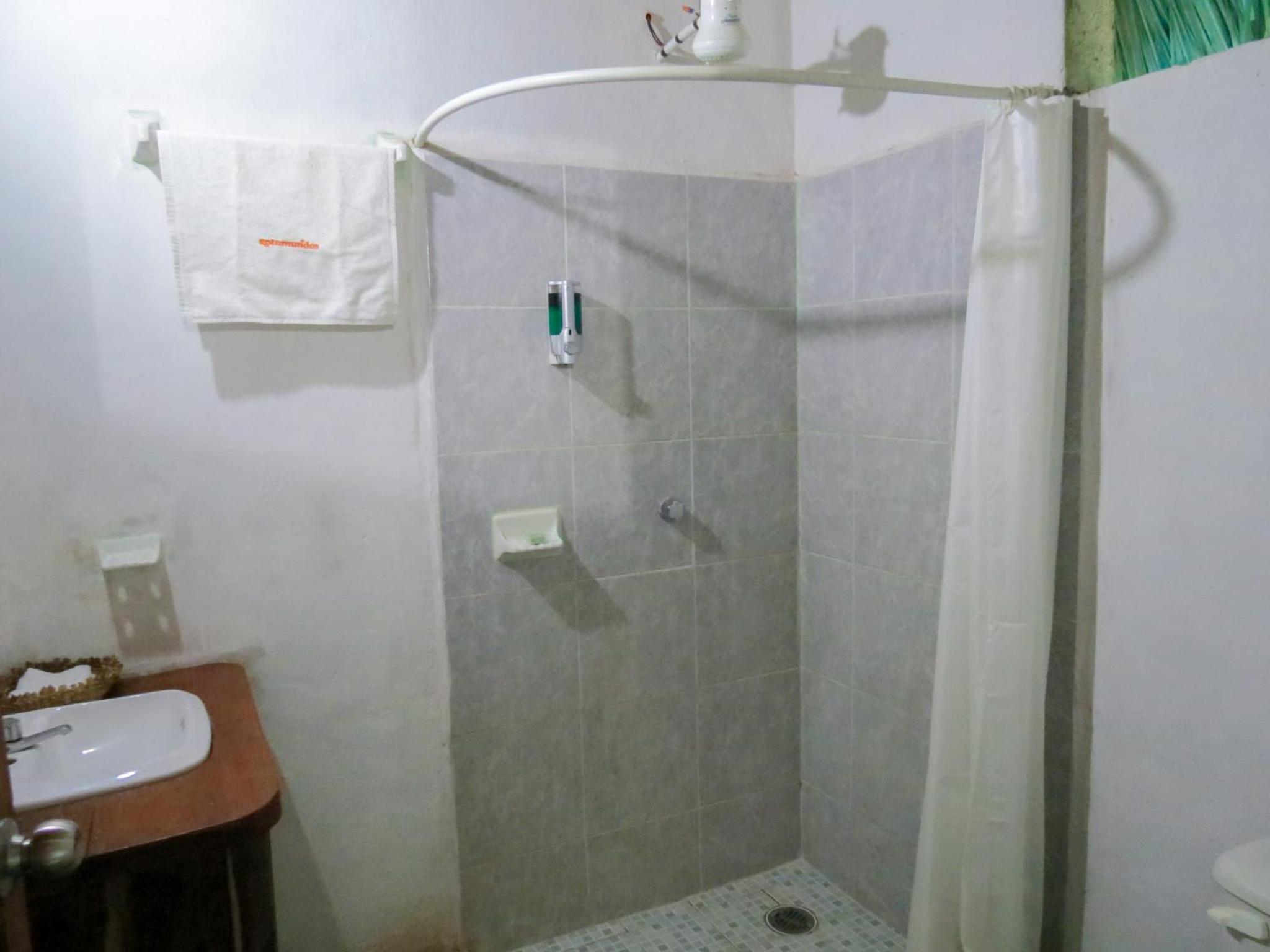 Double Room - Photo 10