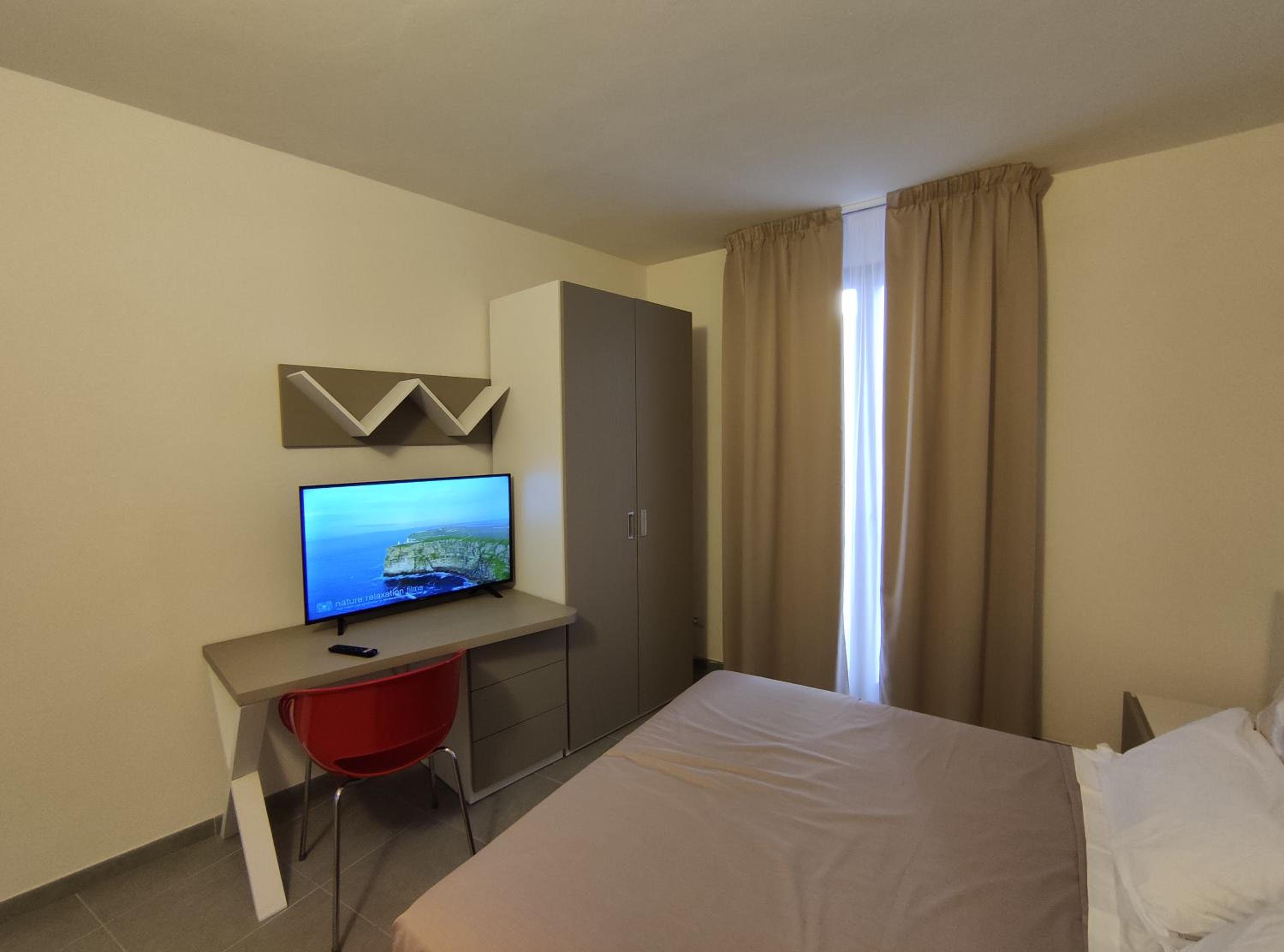 Double Room - Photo 4