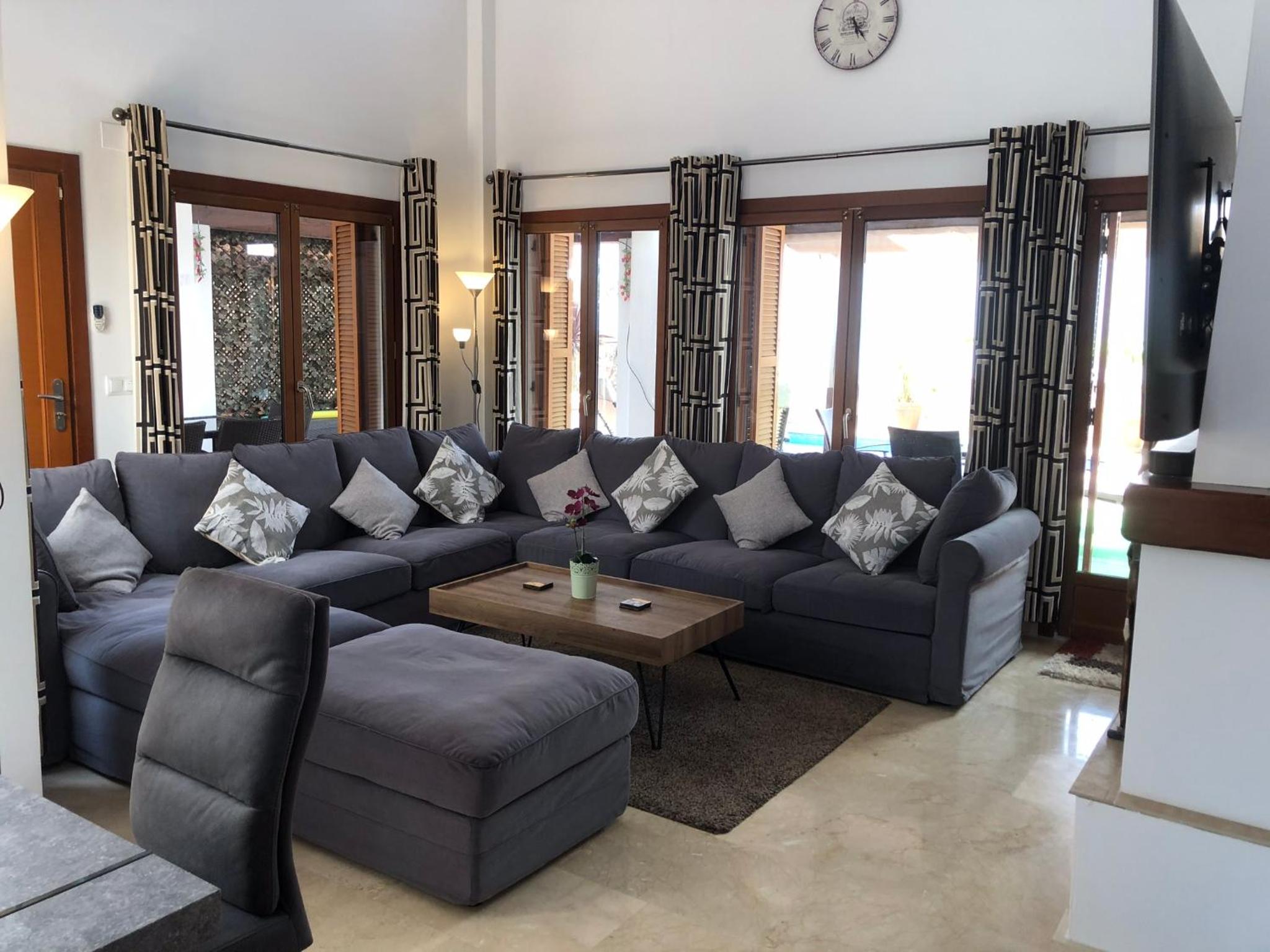 Villa de Tres Habitaciones