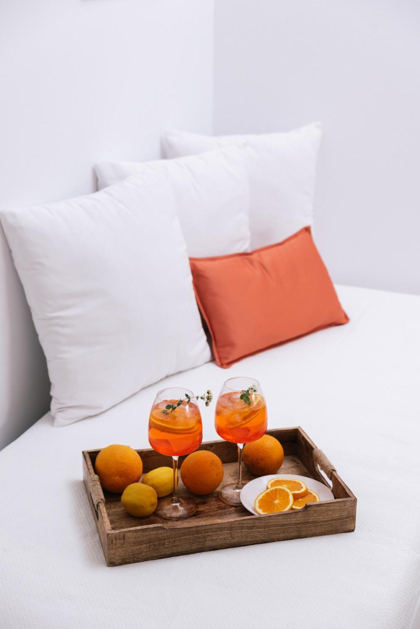 Suite with Terrace - Photo 3