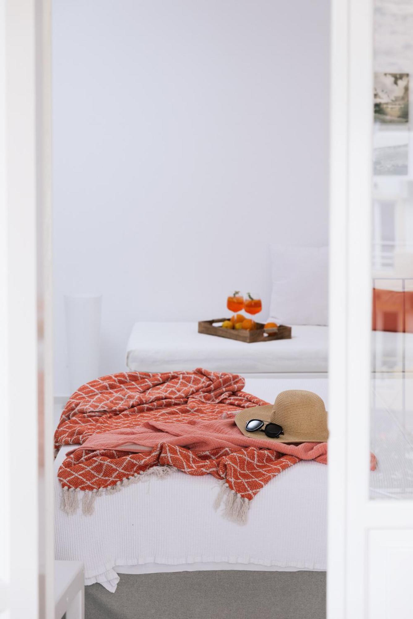 Suite with Terrace - Photo 8