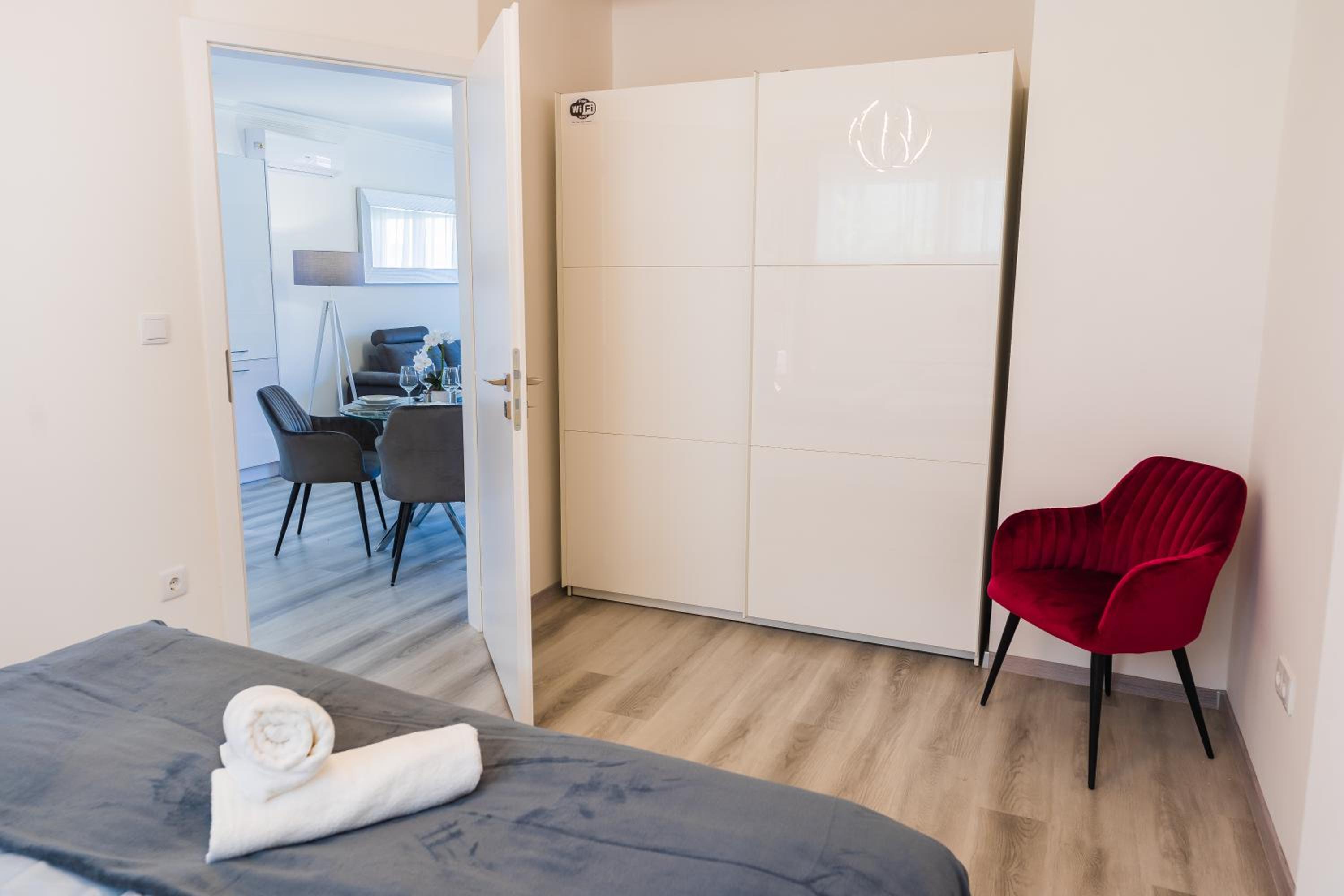 Deluxe Apartment - Photo 3