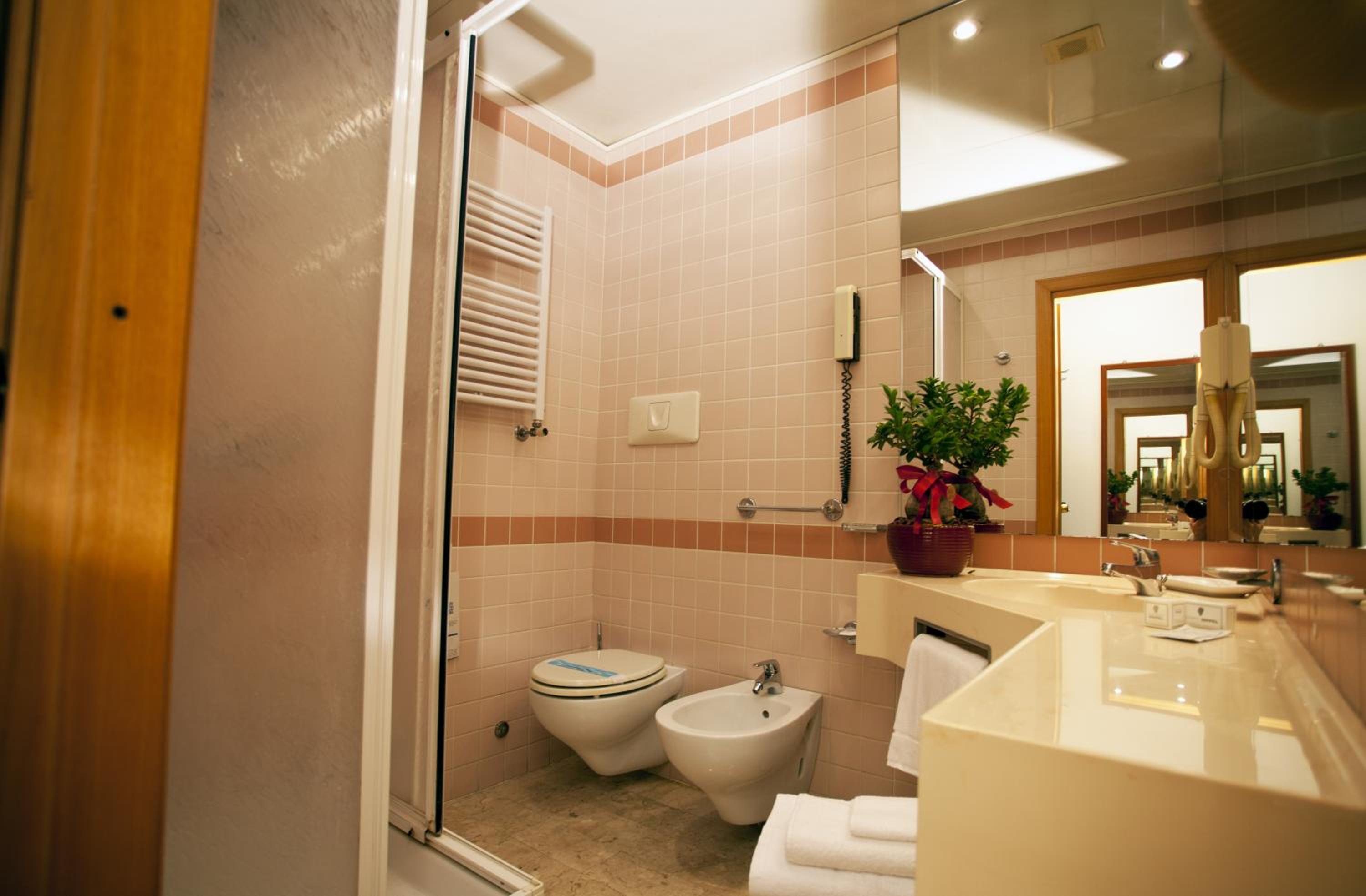 Triple Room - Photo 5