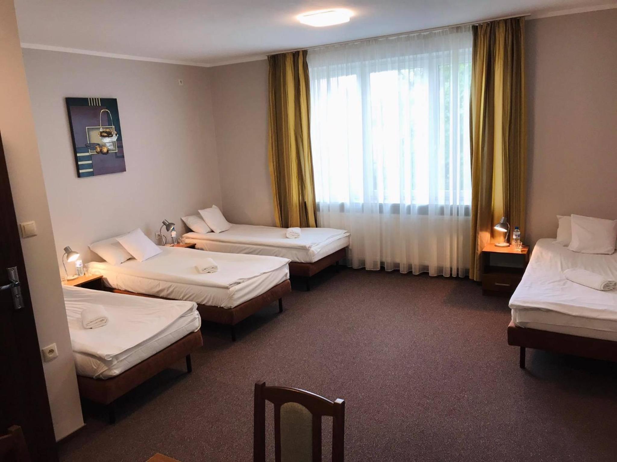 Quadruple Room - Photo 2