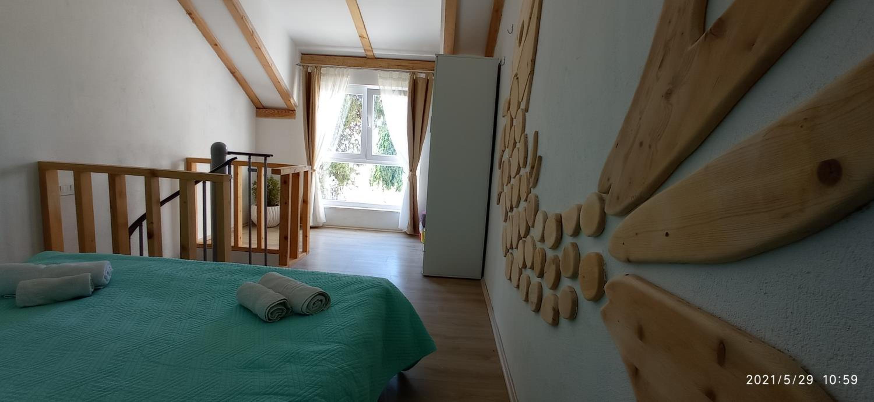 One-Bedroom Apartment - Photo 7