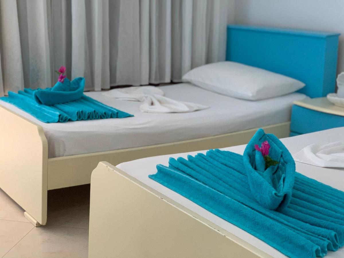 Twin Room with Balcony and Sea View