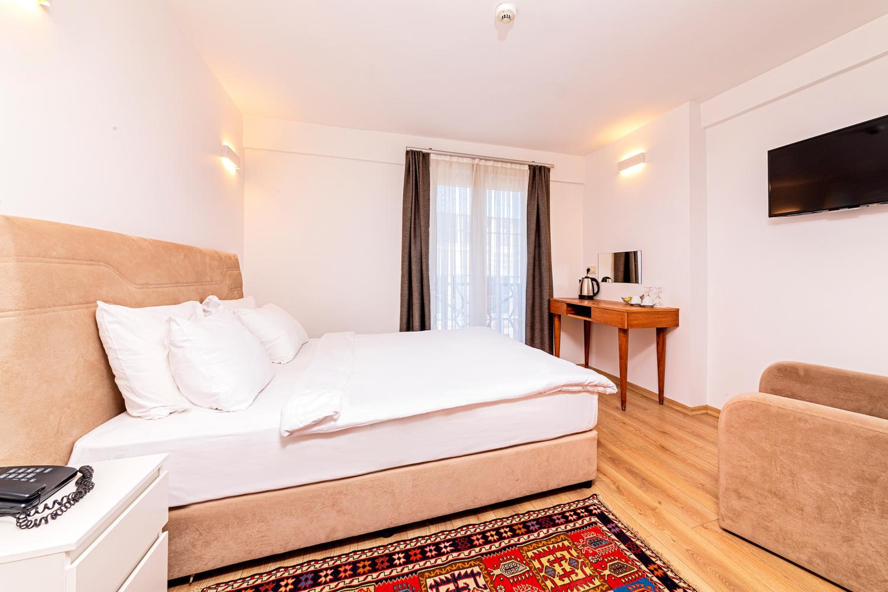 Superior Double or Twin Room photo 2