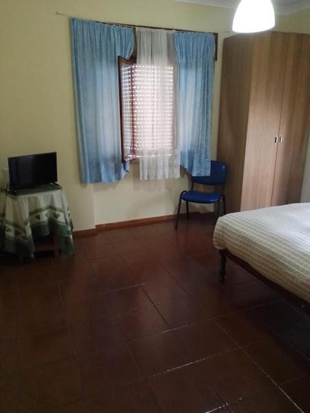 Double Room with Balcony - Photo 6