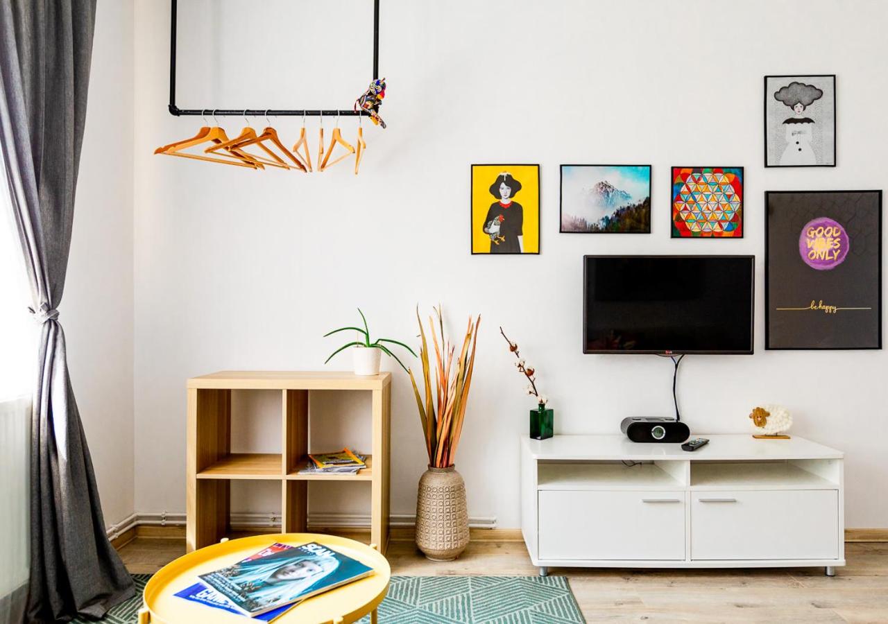 Two-Bedroom Apartment - Photo 1