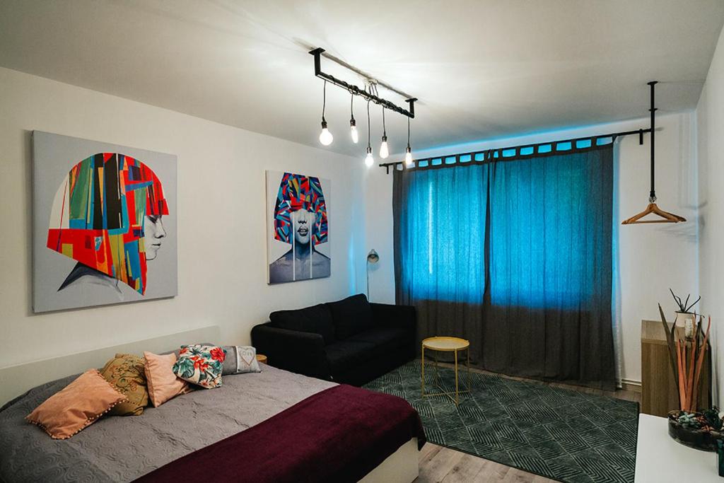 Two-Bedroom Apartment - Photo 9