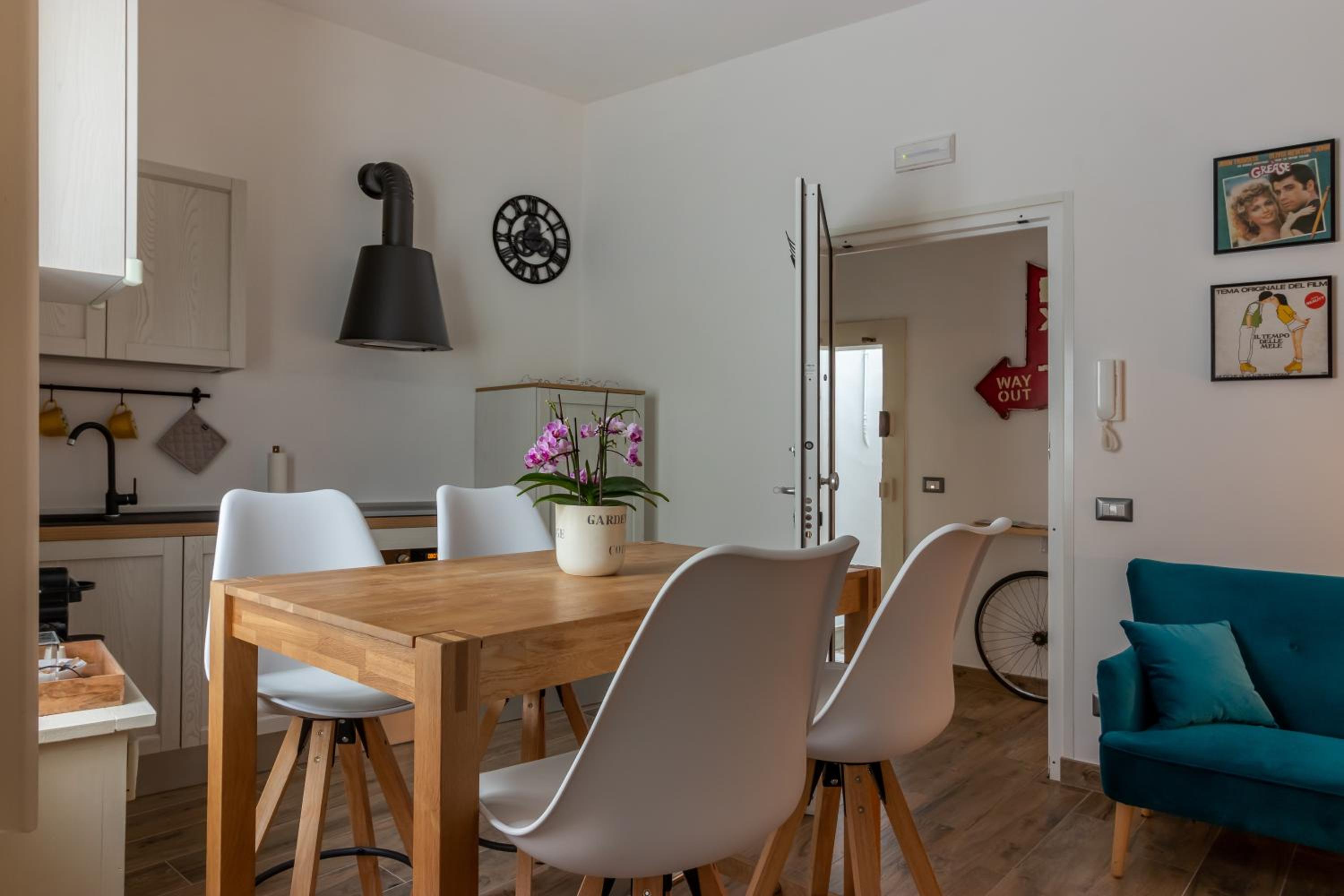 Two-Bedroom Apartment - Photo 12
