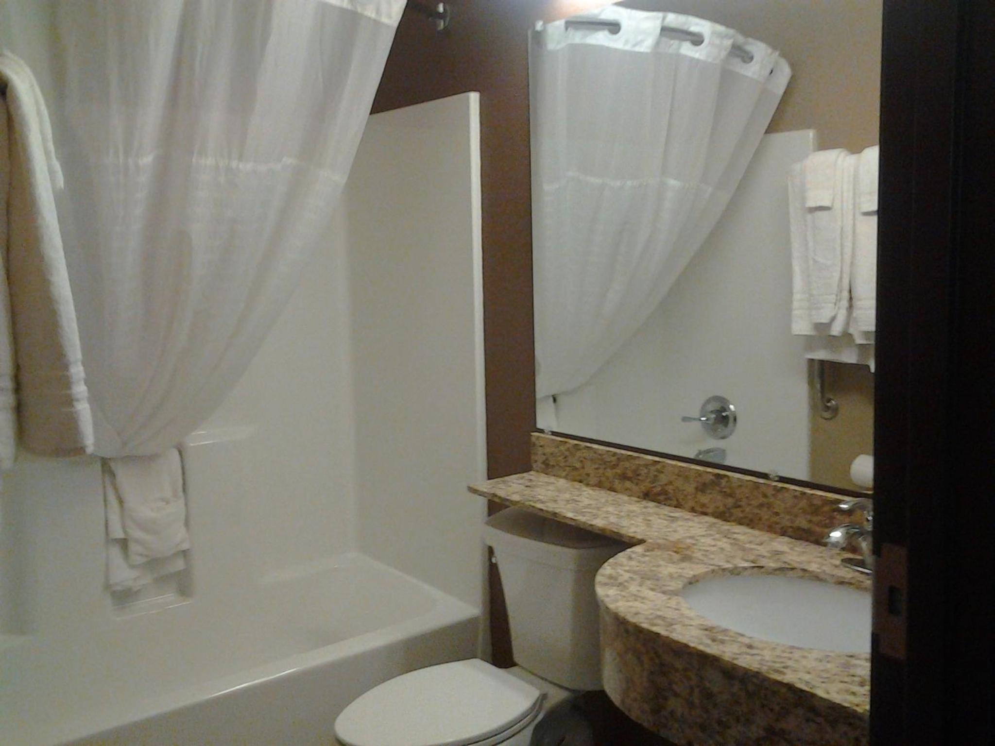 Queen Room - Disability Access/Non-Smoking photo 2