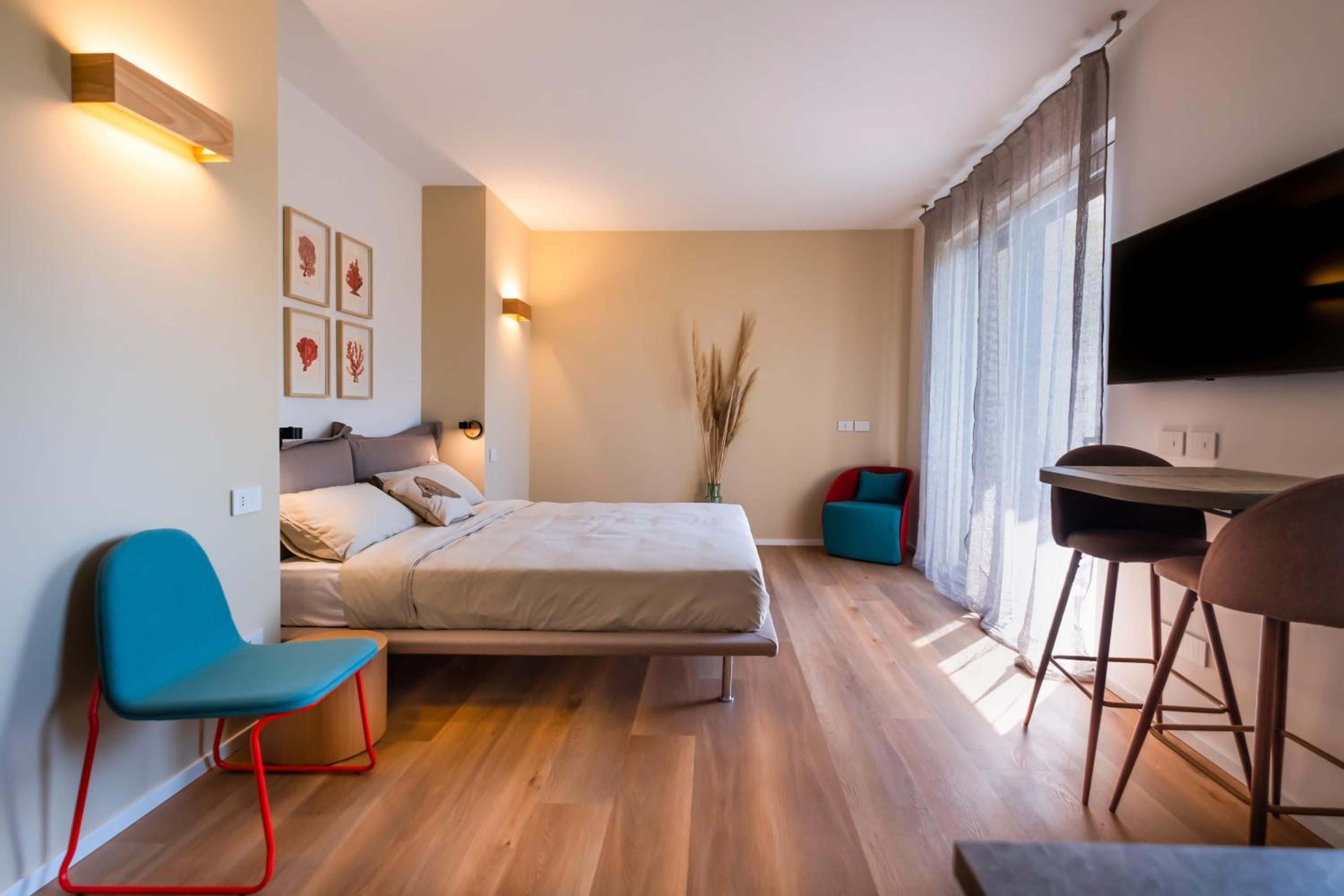 Deluxe Double Room with Balcony