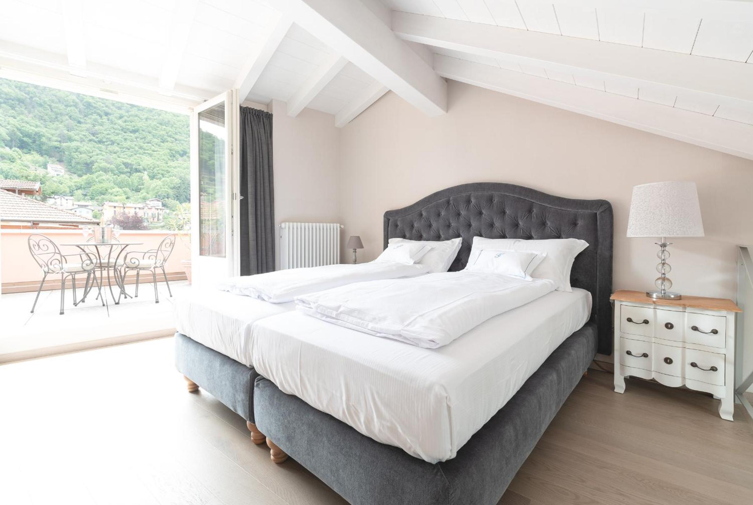 Suite with Terrace photo 3