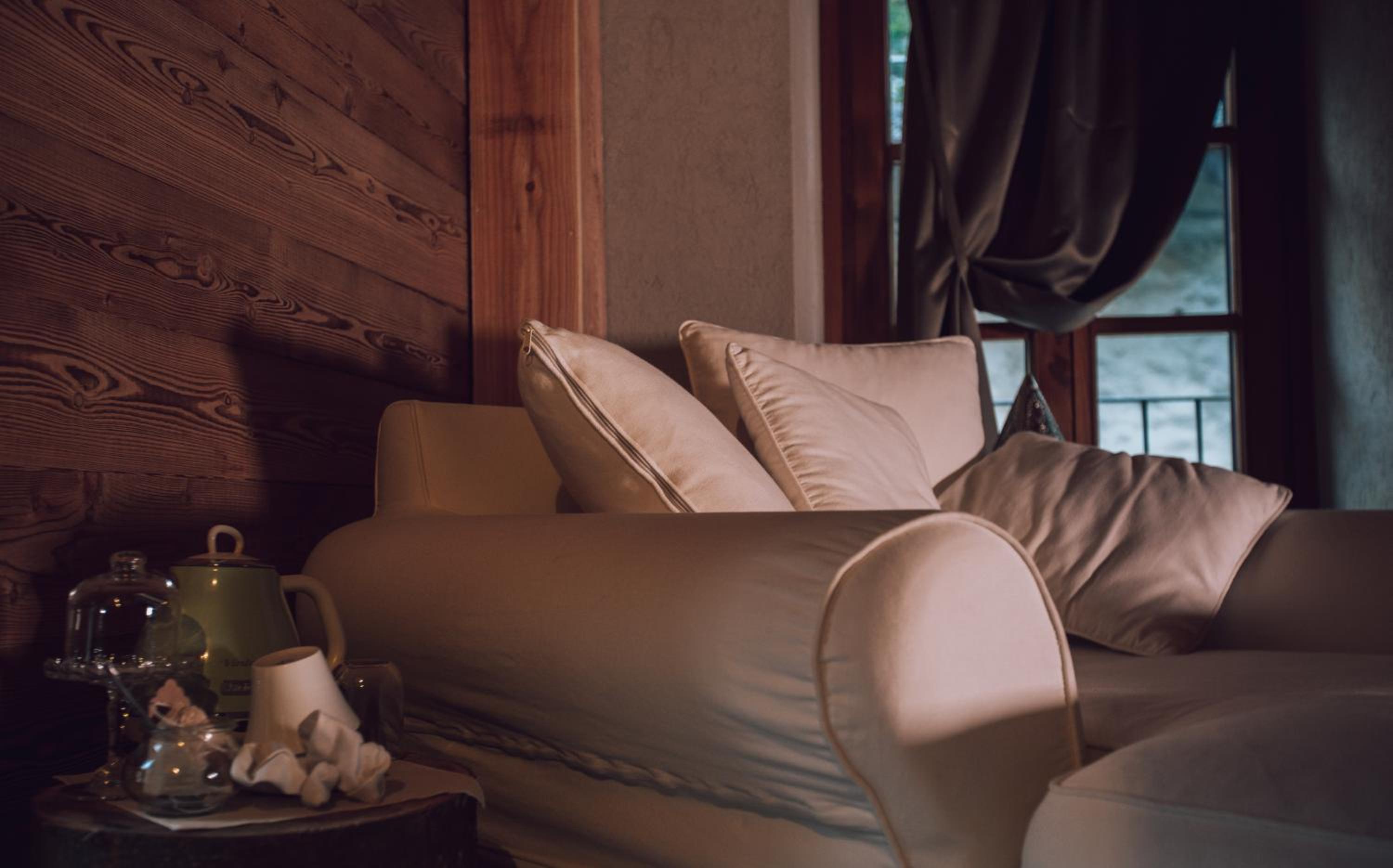 Double Room - Photo 10