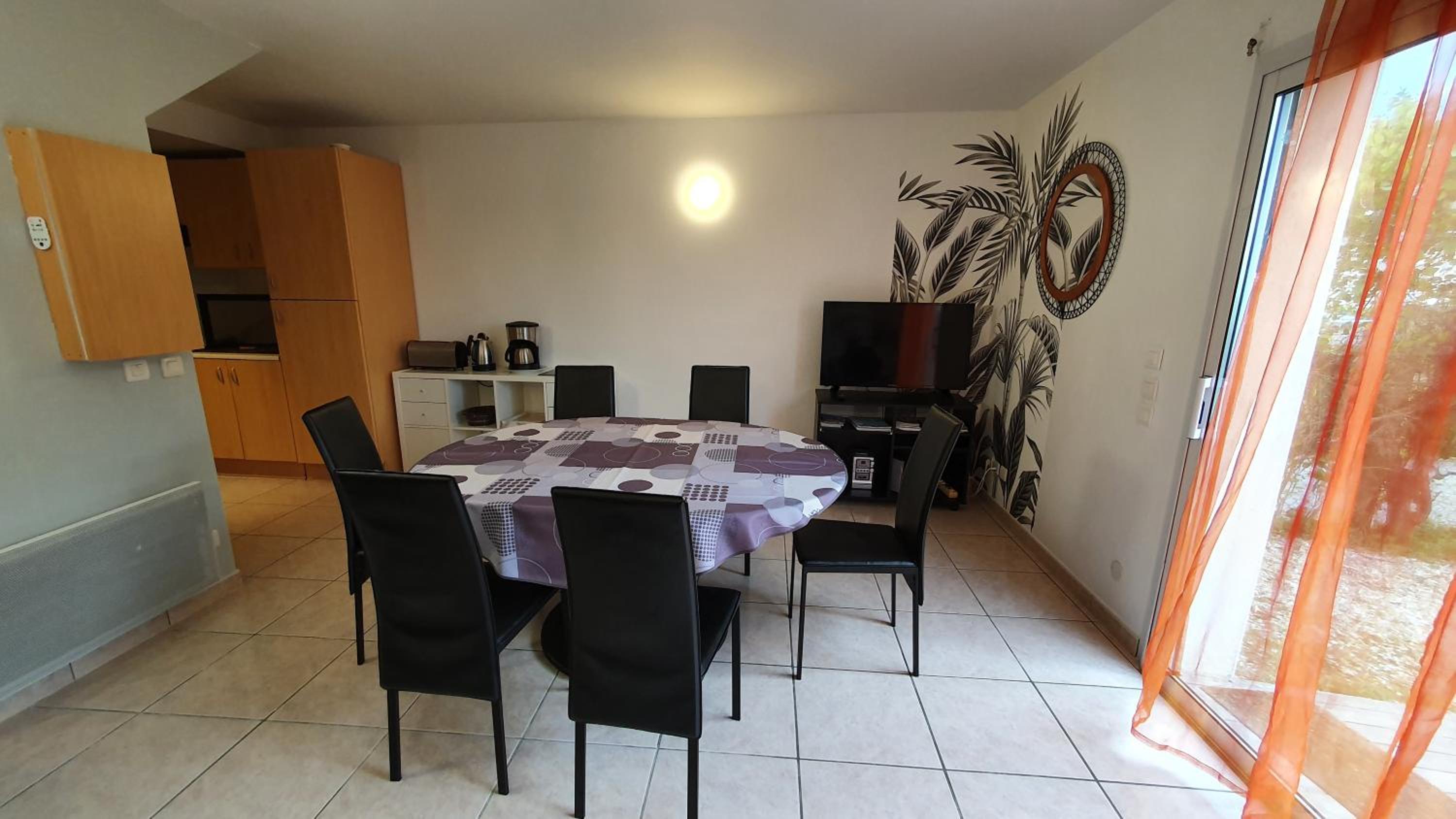 Apartment with Terrace photo 3