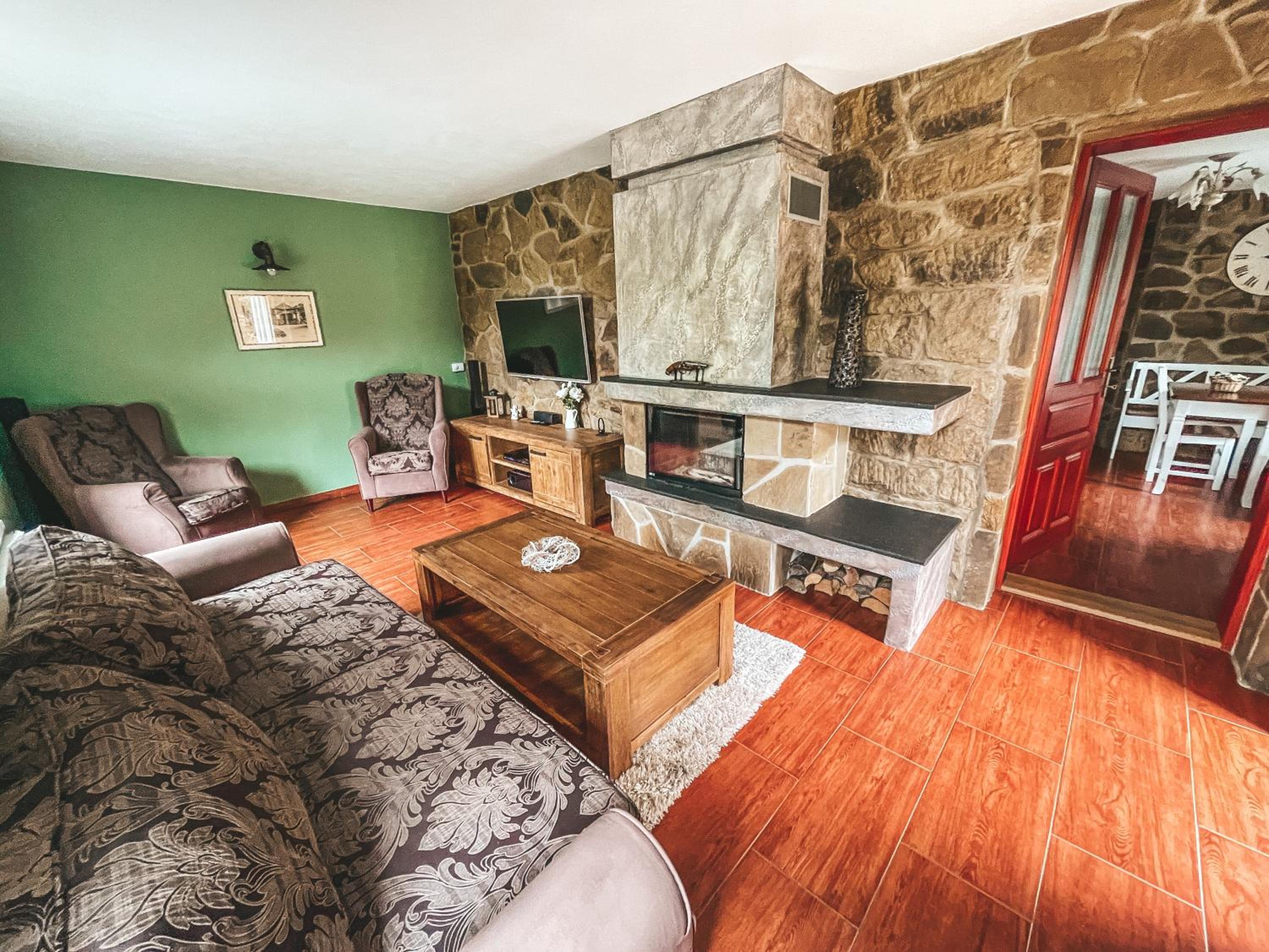 Apartment with Patio and Whirlpool photo 1