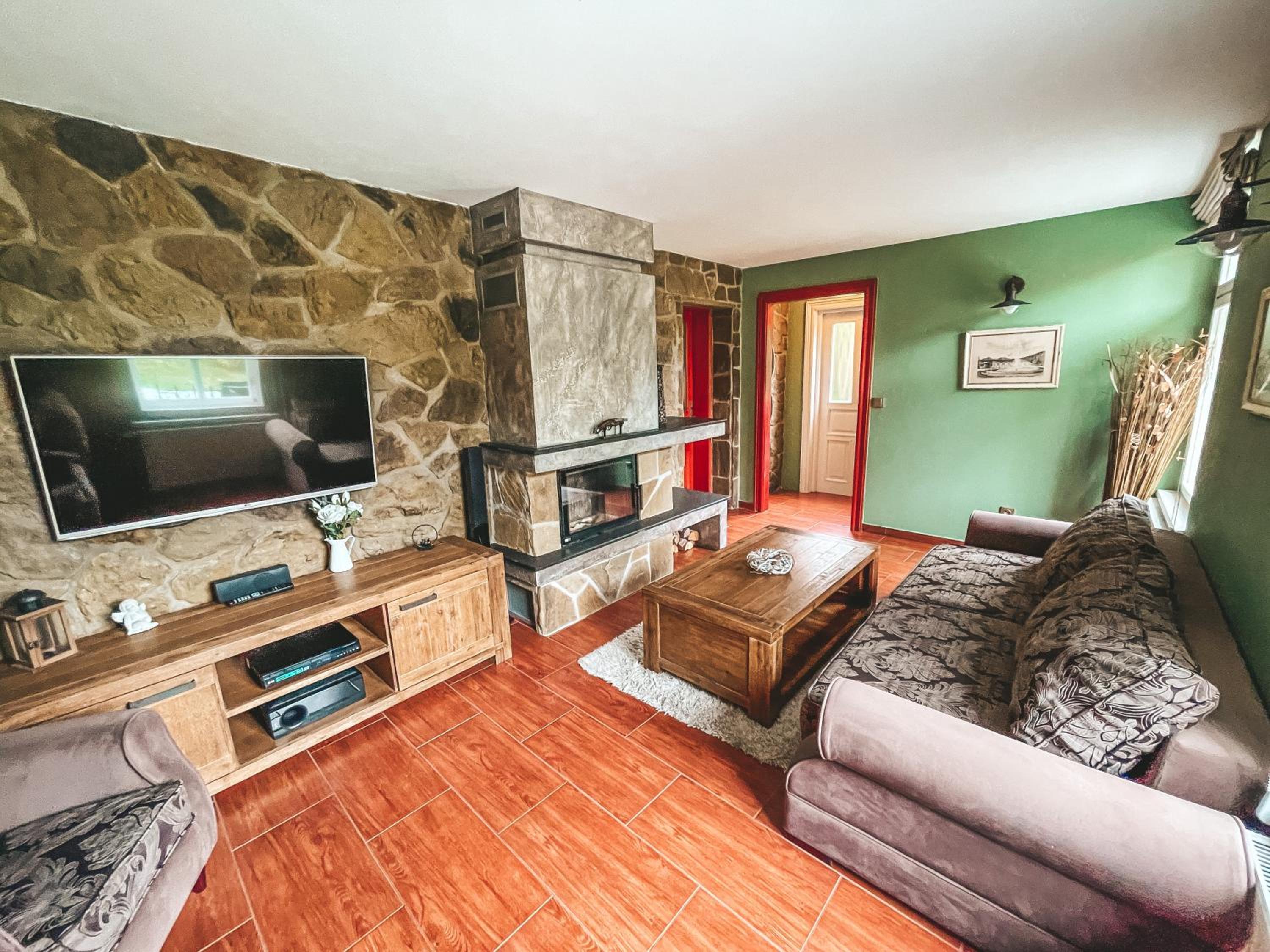 Apartment with Patio and Whirlpool photo 2