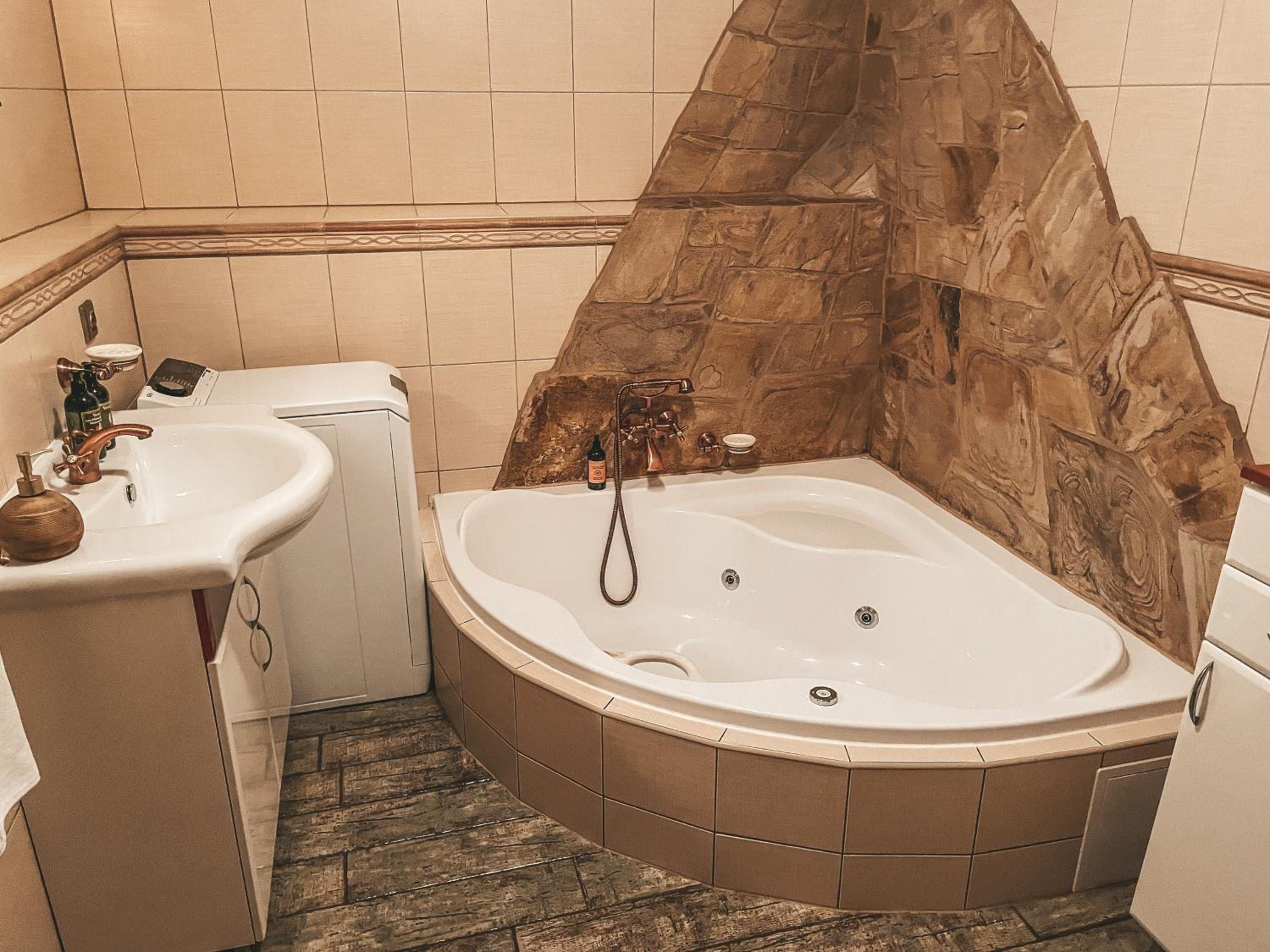 Apartment with Patio and Whirlpool photo 3