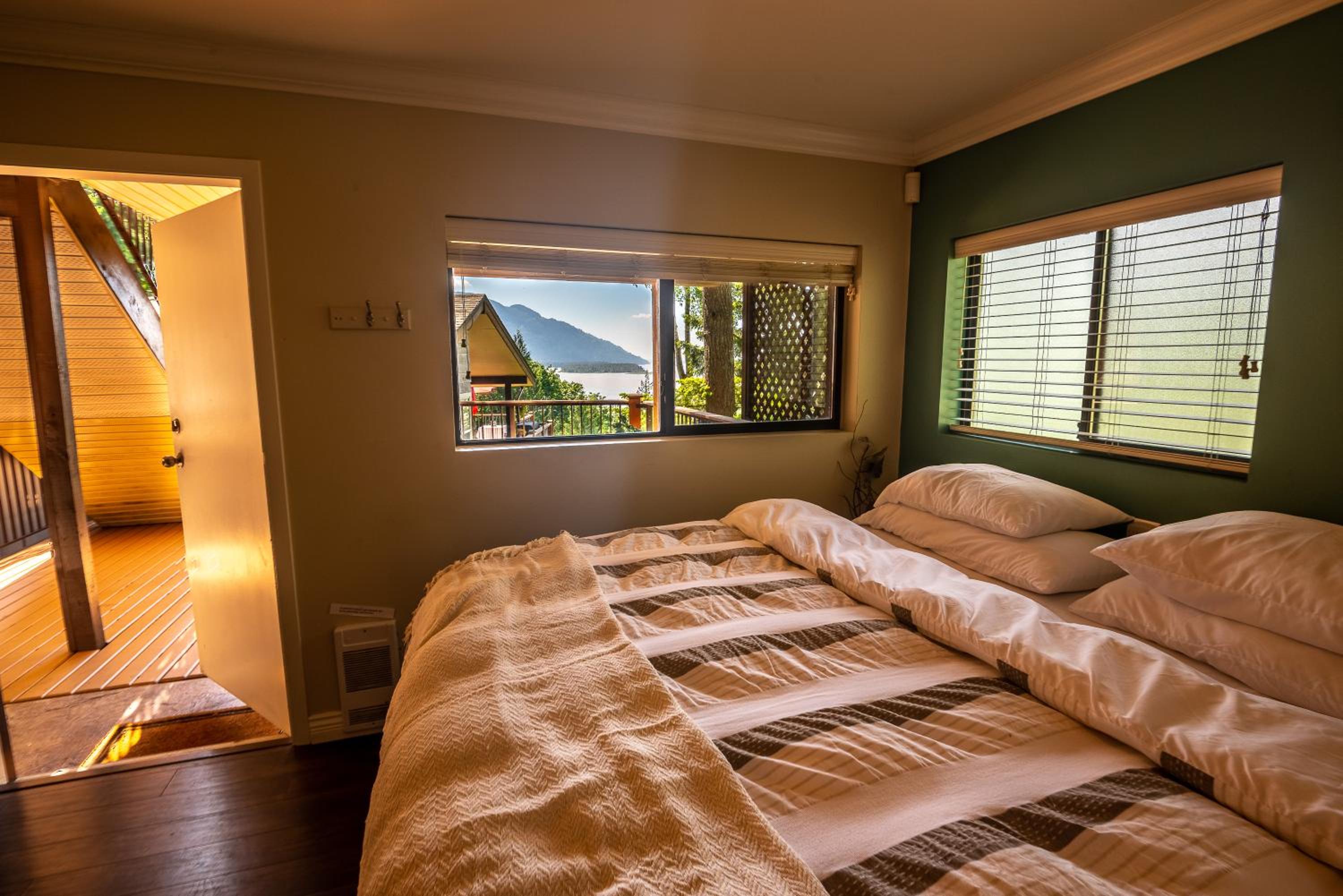 King Room with River View photo 1