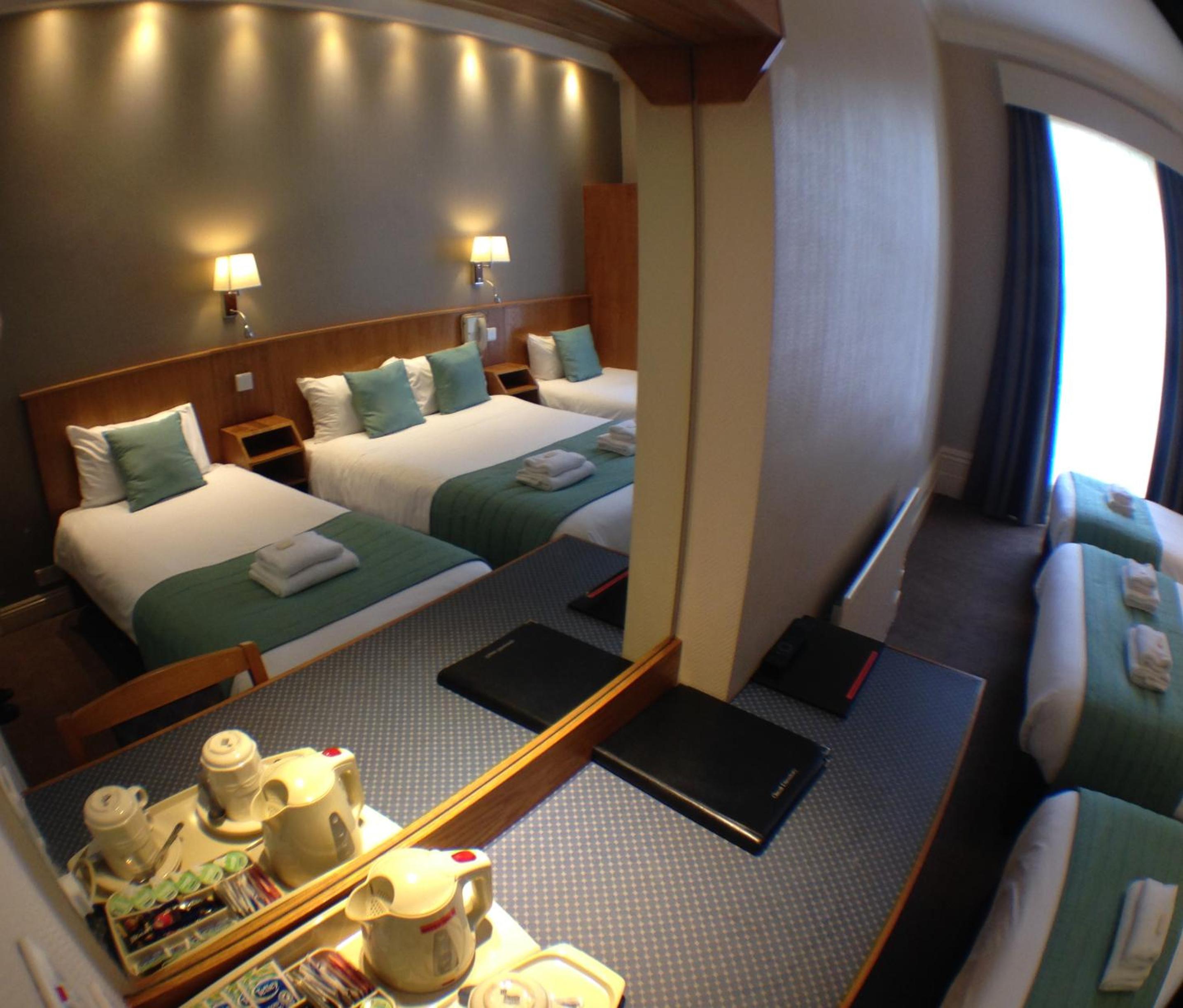 Quadruple Room photo 1