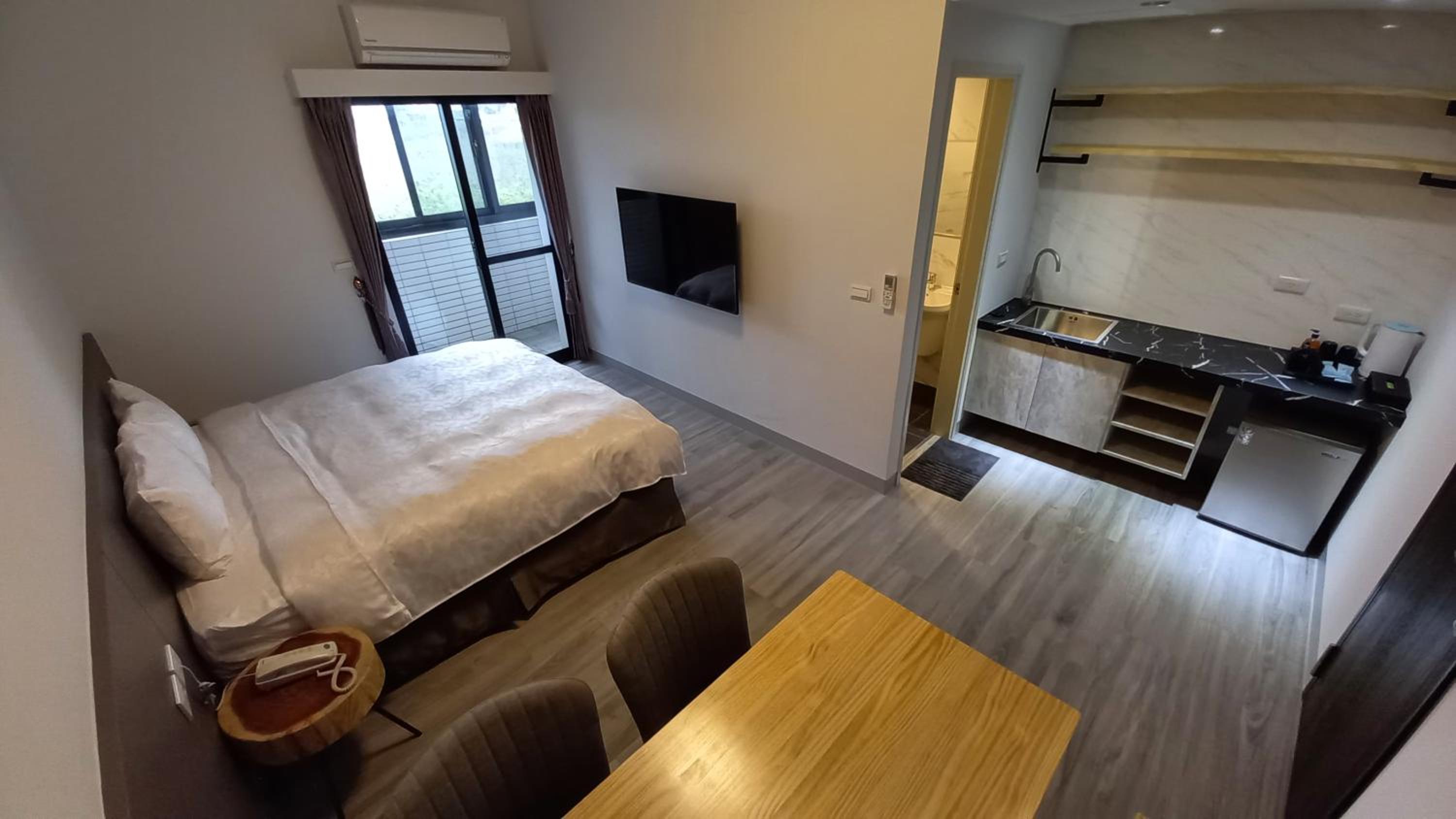 Double Room with Balcony photo 2
