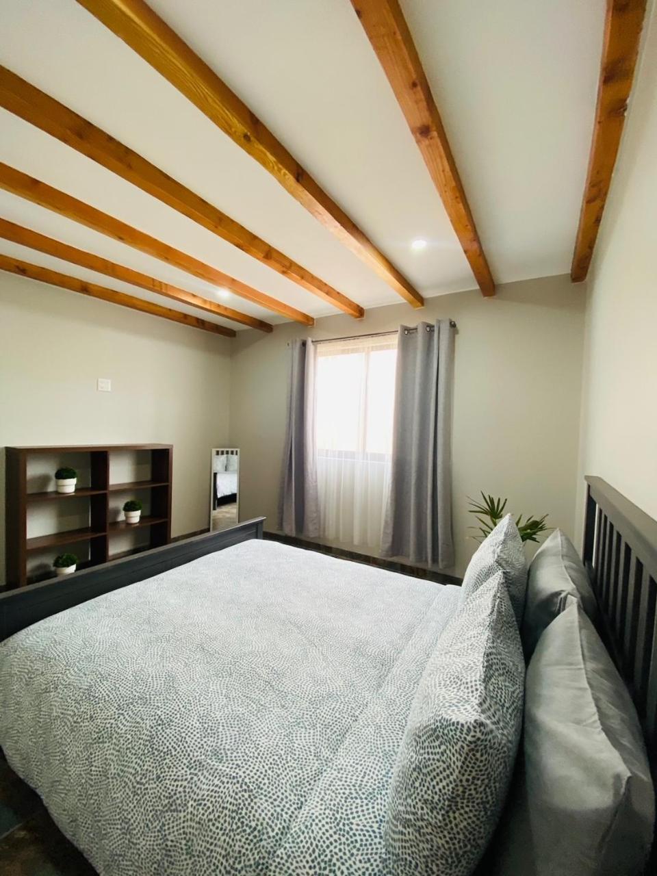 Double Room - Photo 5