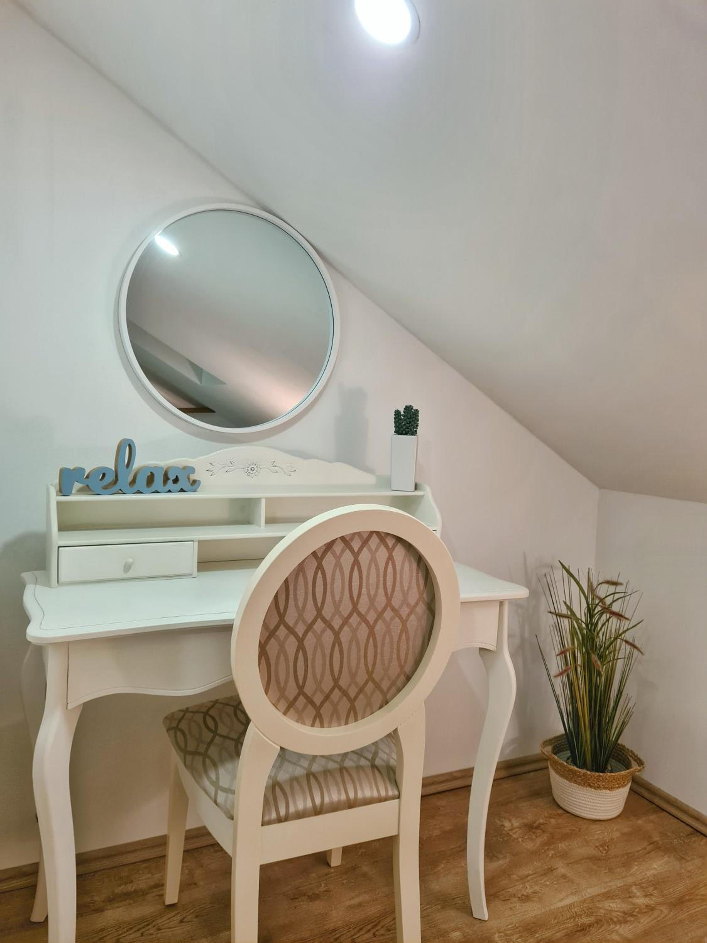 Double Room with Private Bathroom - Photo 19