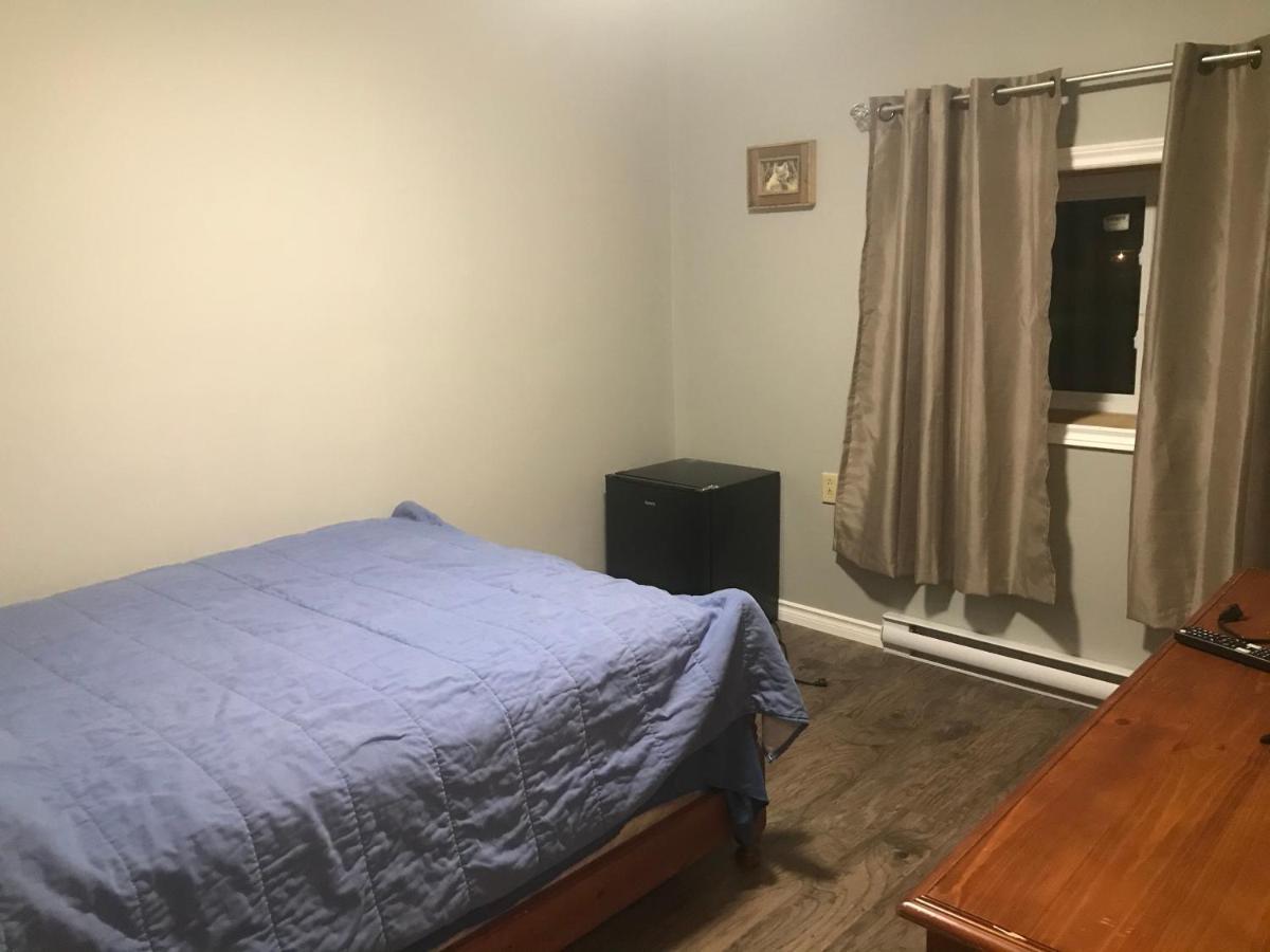 Budget Single Room photo 3