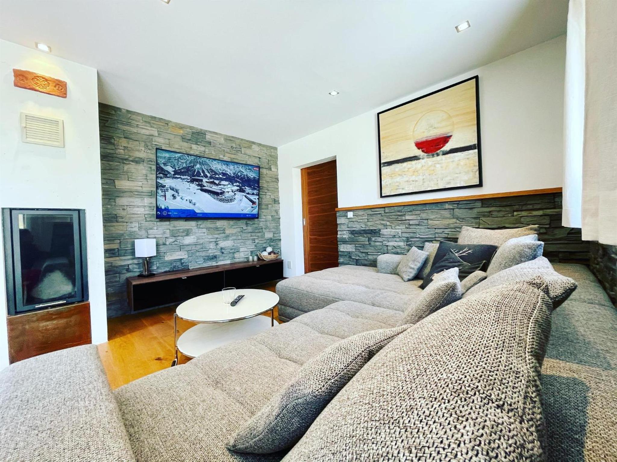 Two-Bedroom Apartment - Photo 11