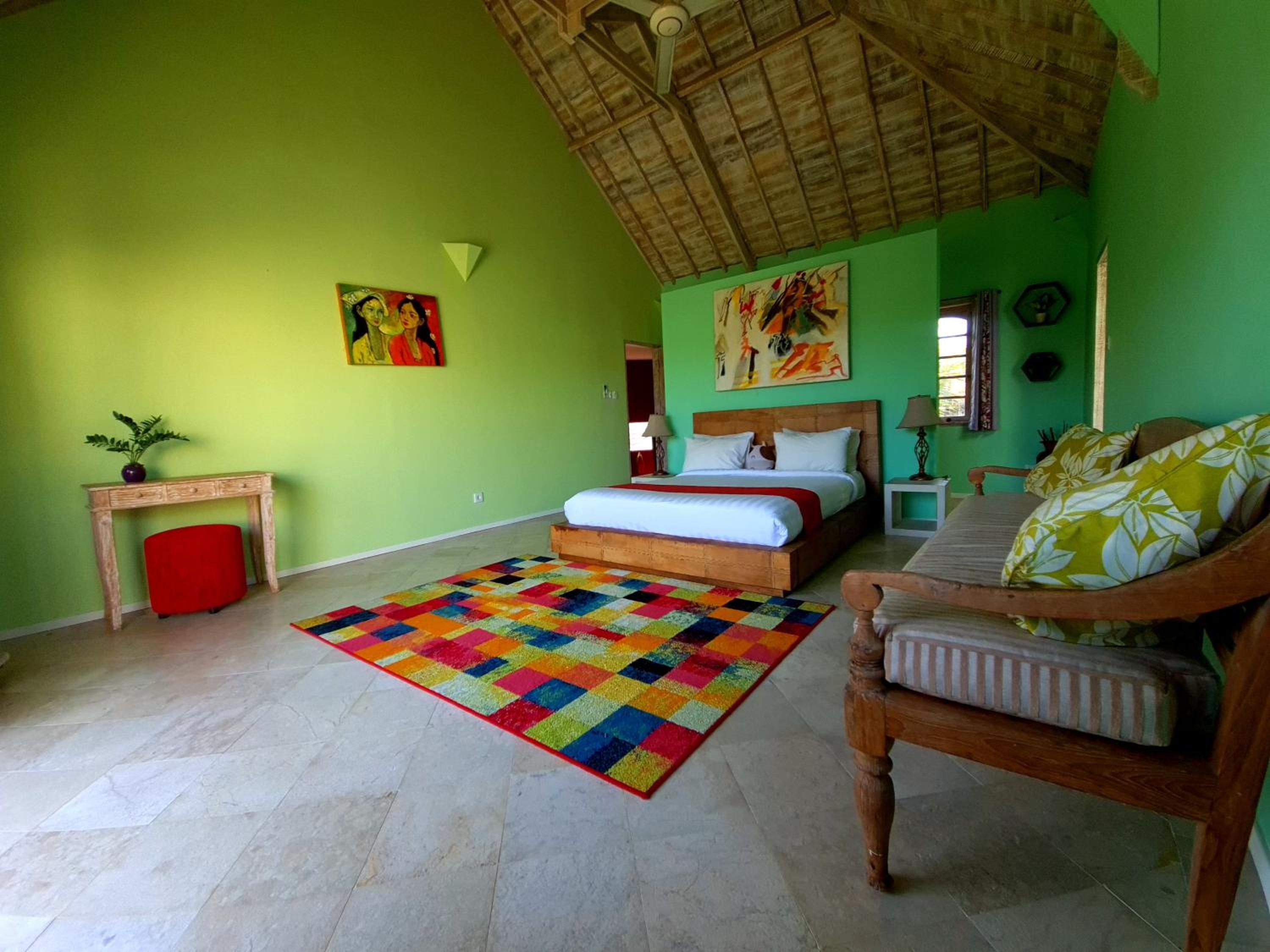 Three-Bedroom Villa - Photo 17