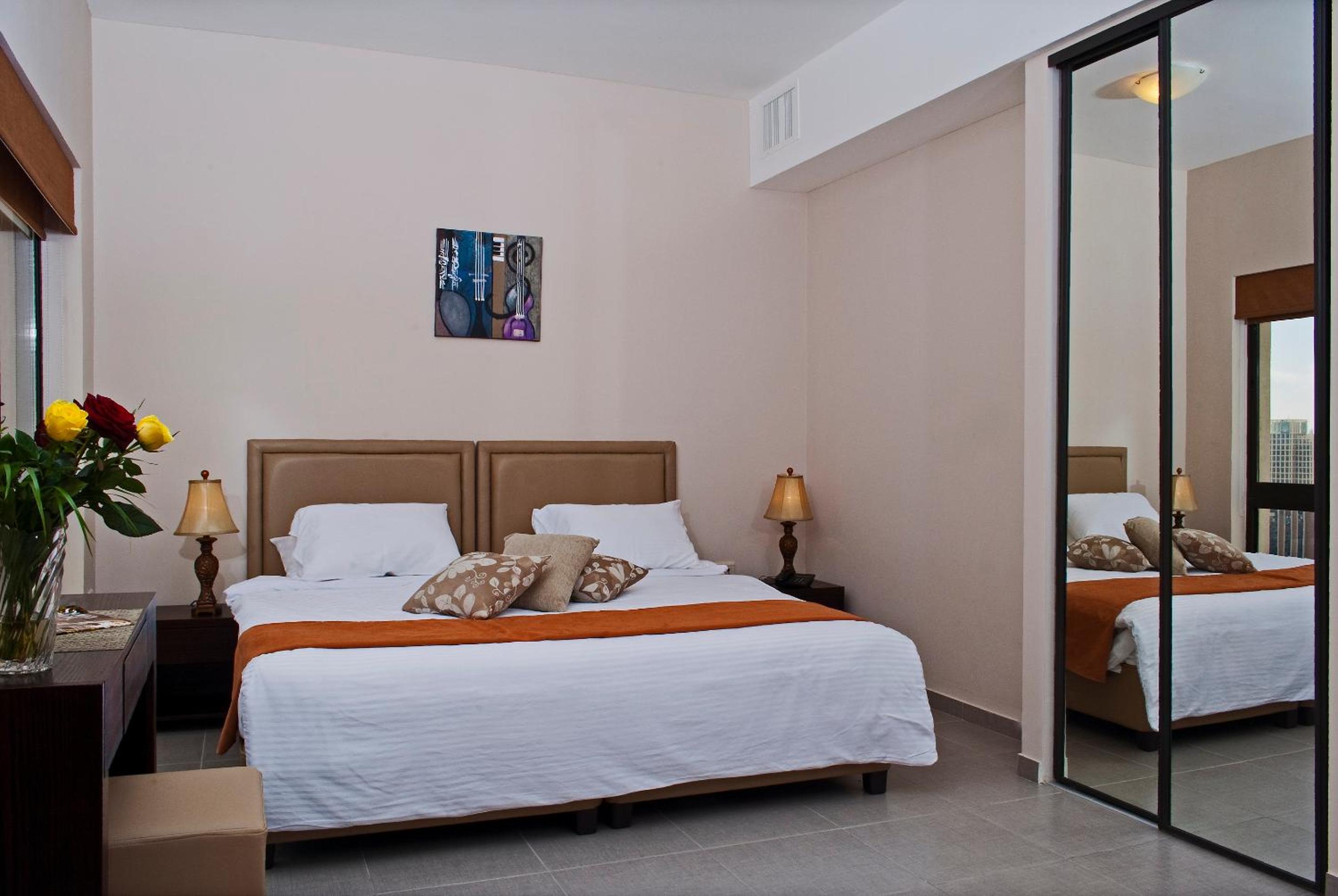 King Suite with Sofa Bed photo 1