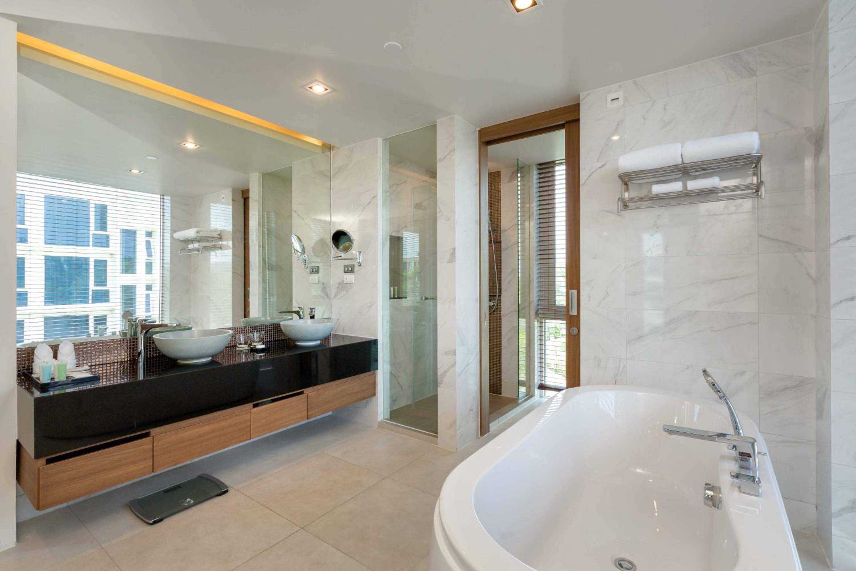 3 BR Residence with balcony