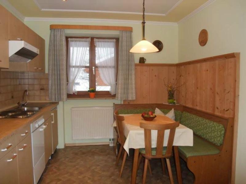 Apartment with Balcony photo 3