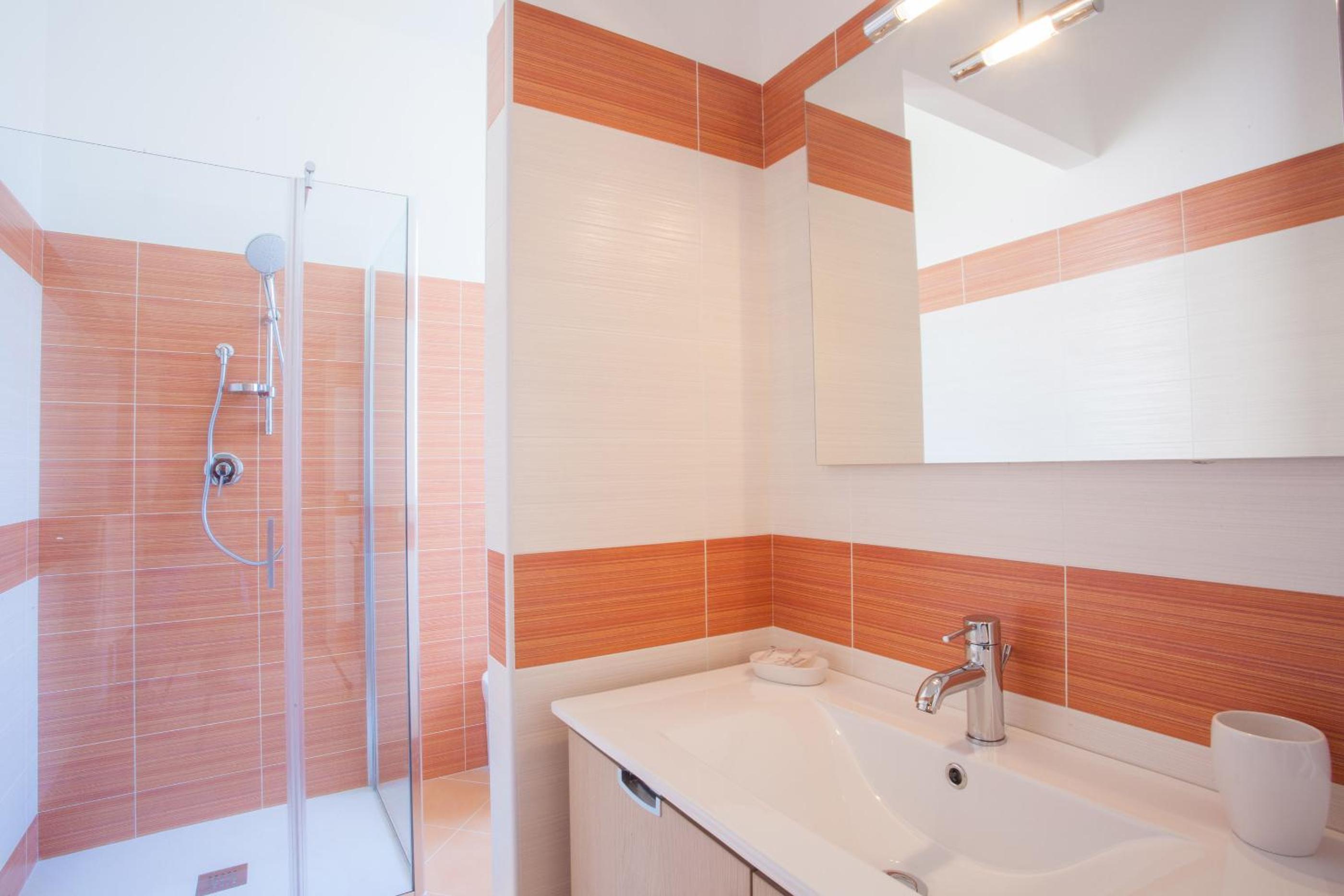 Superior Triple Room - Photo 12