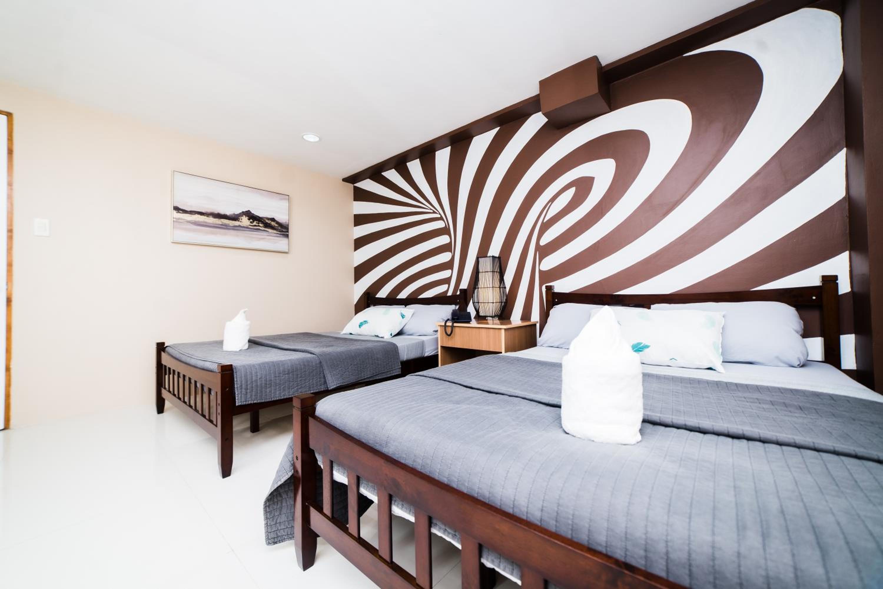 Family Suite - Photo 7