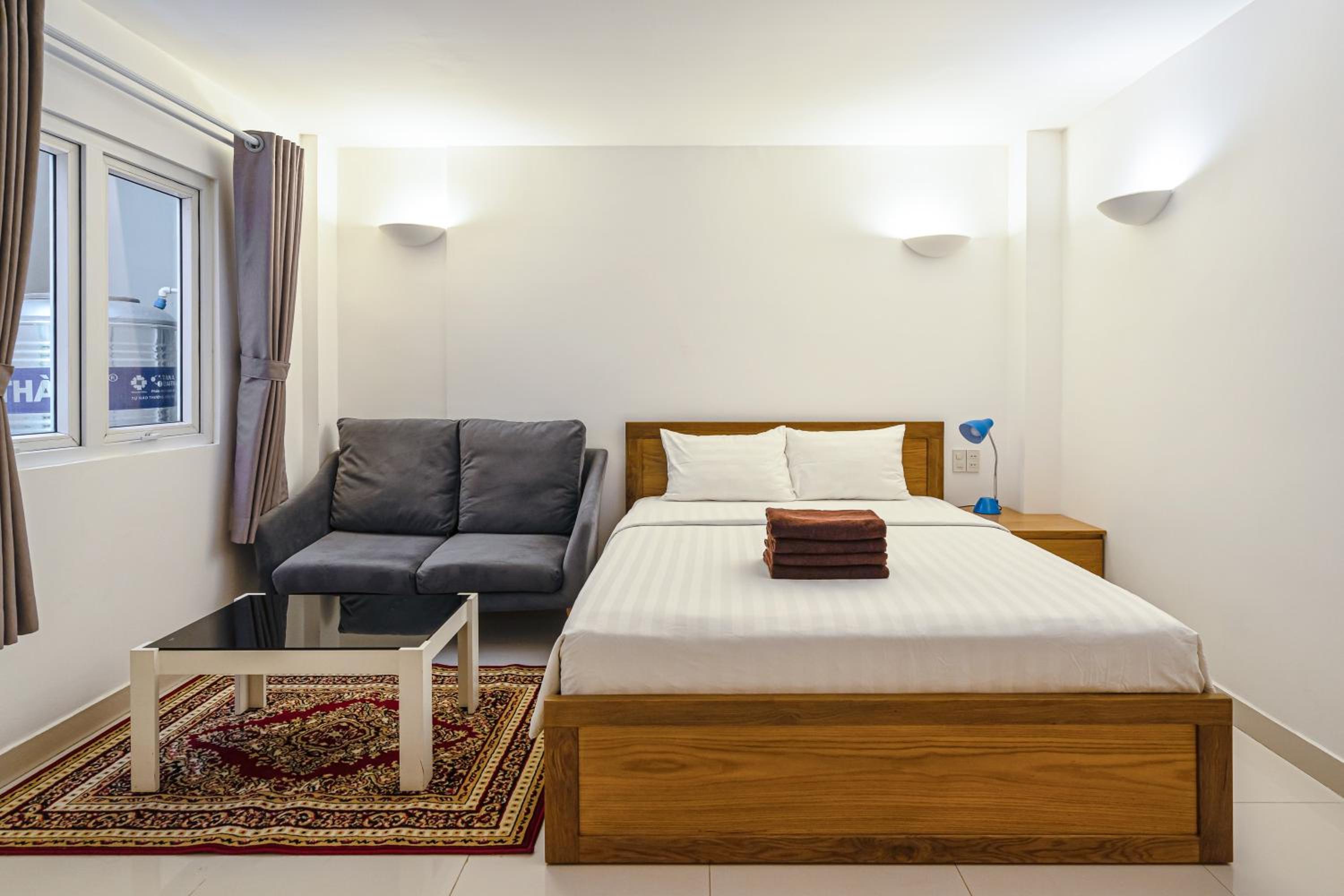 Studio Apartment
