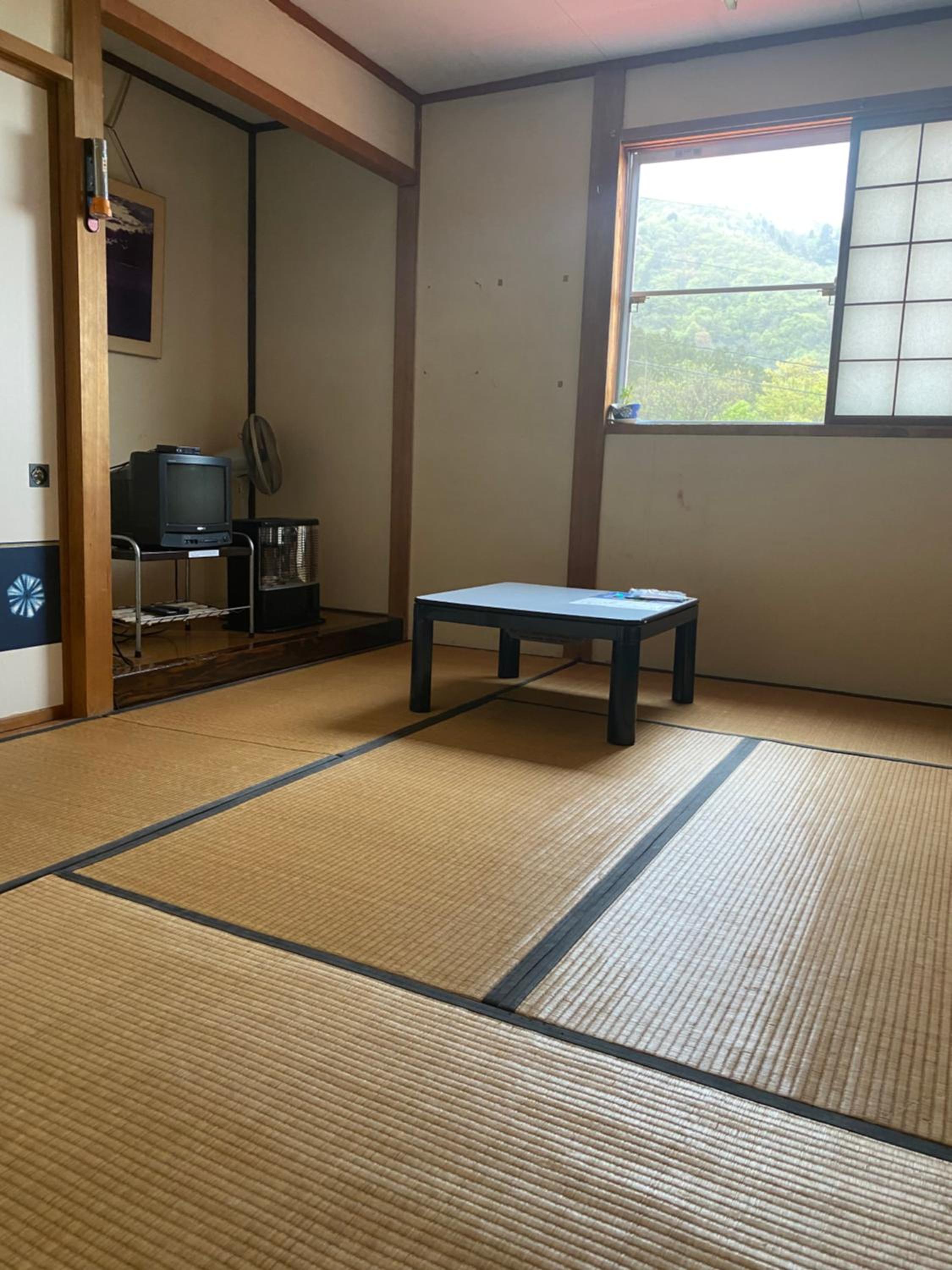 Japanese-Style Standard Twin Room with Shared Bathroom photo 1