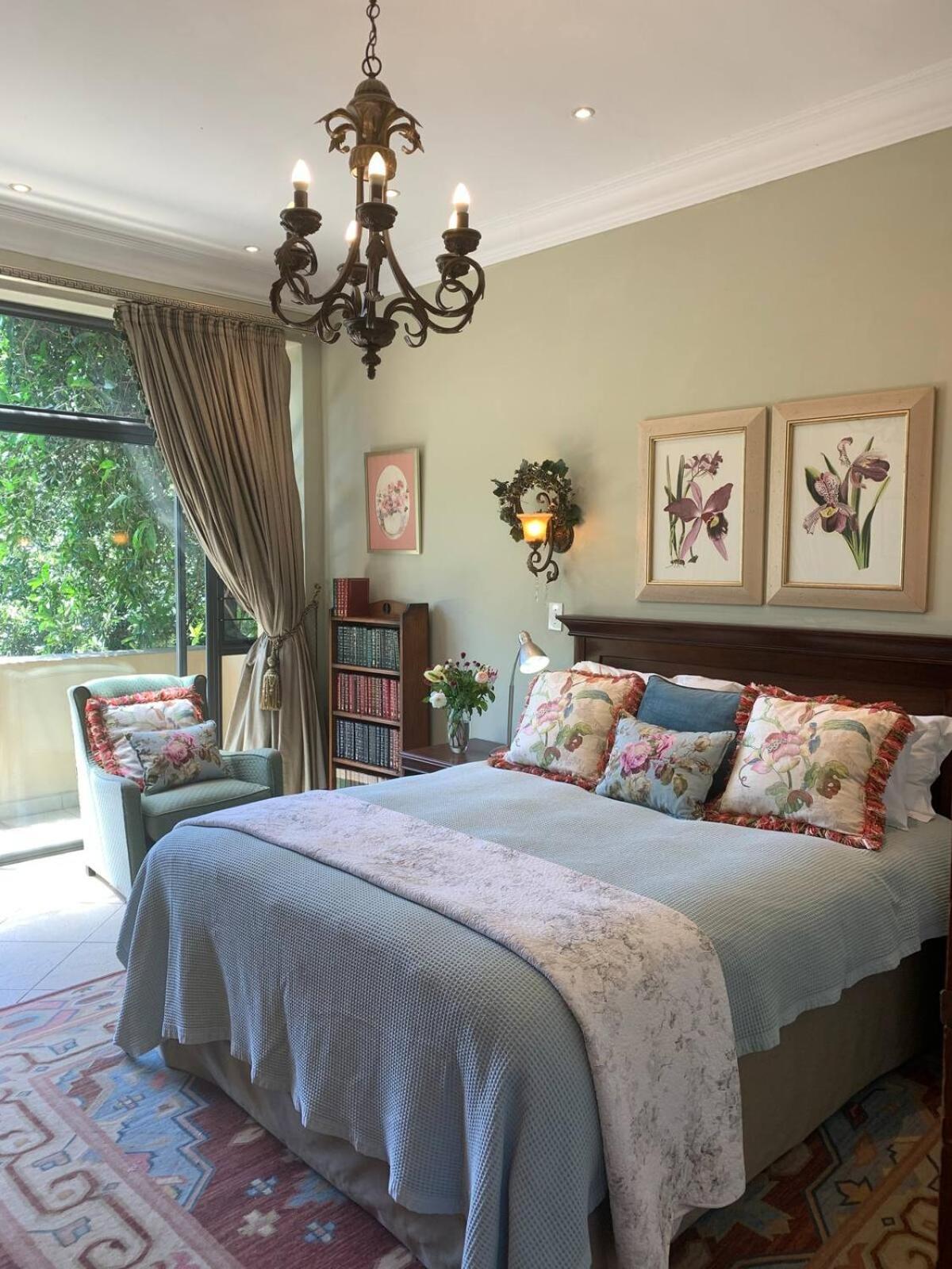 Deluxe Double Room - Photo 1