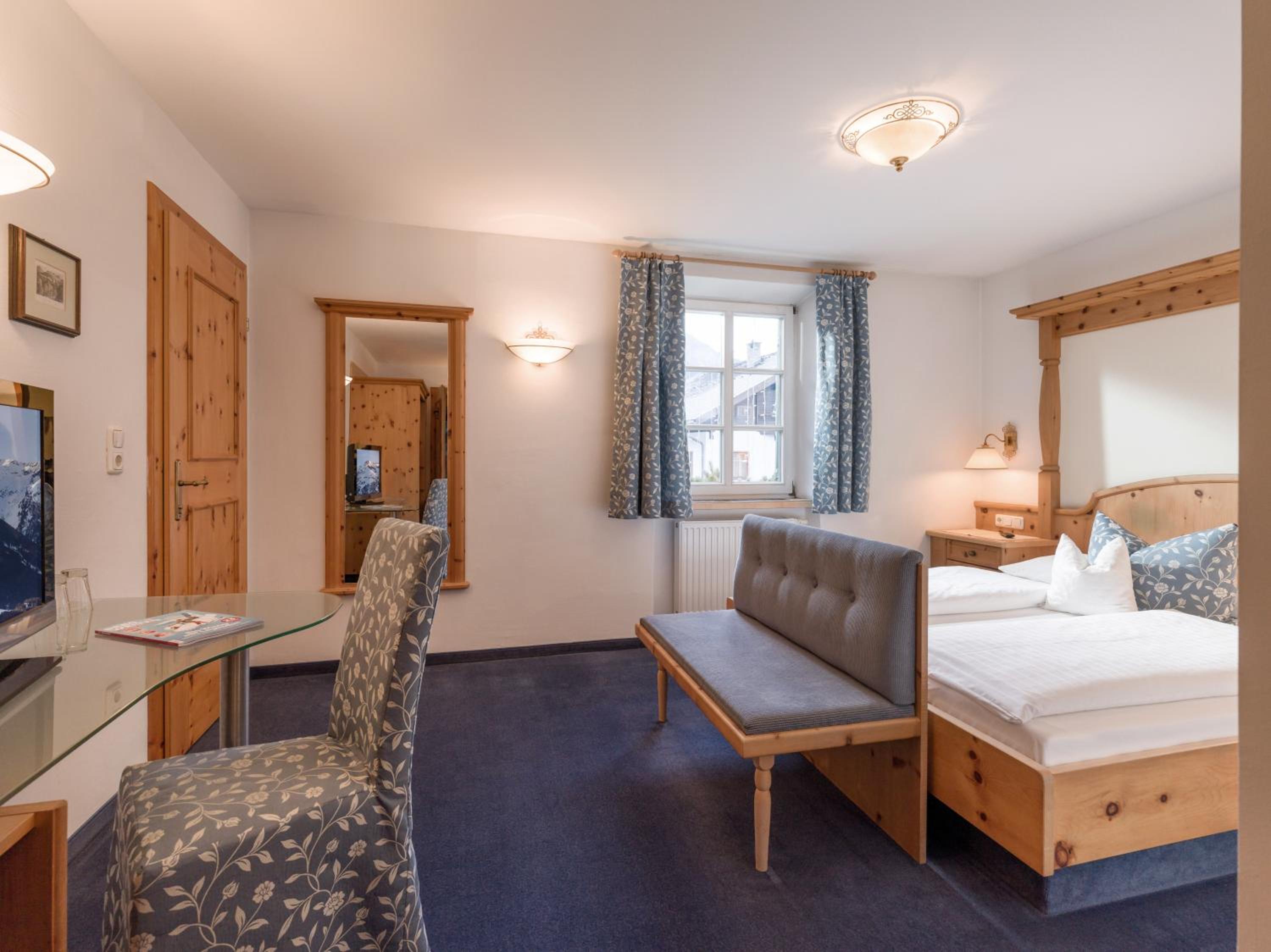 Economy Double Room - Photo 3