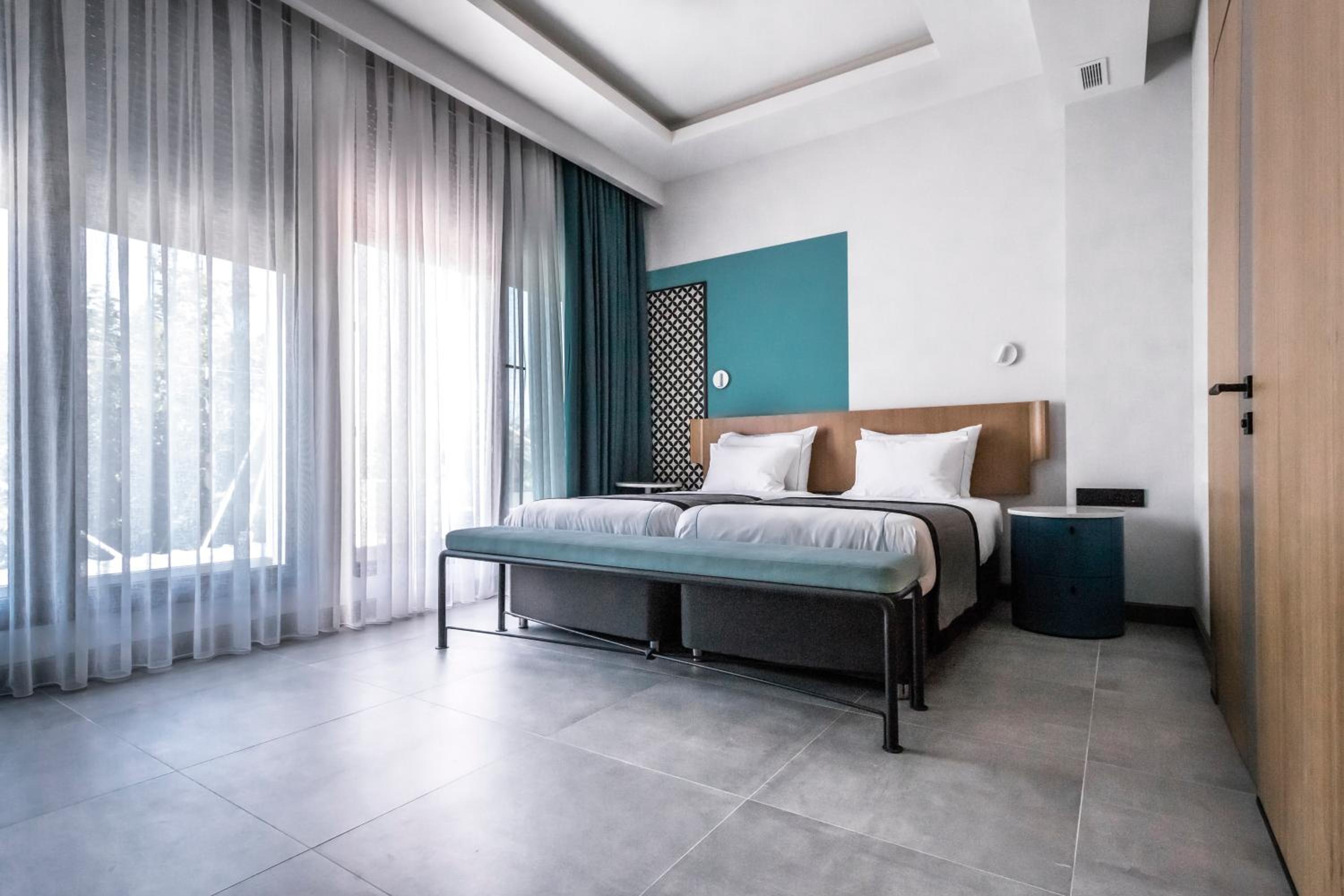 Deluxe Double Room - Photo 7