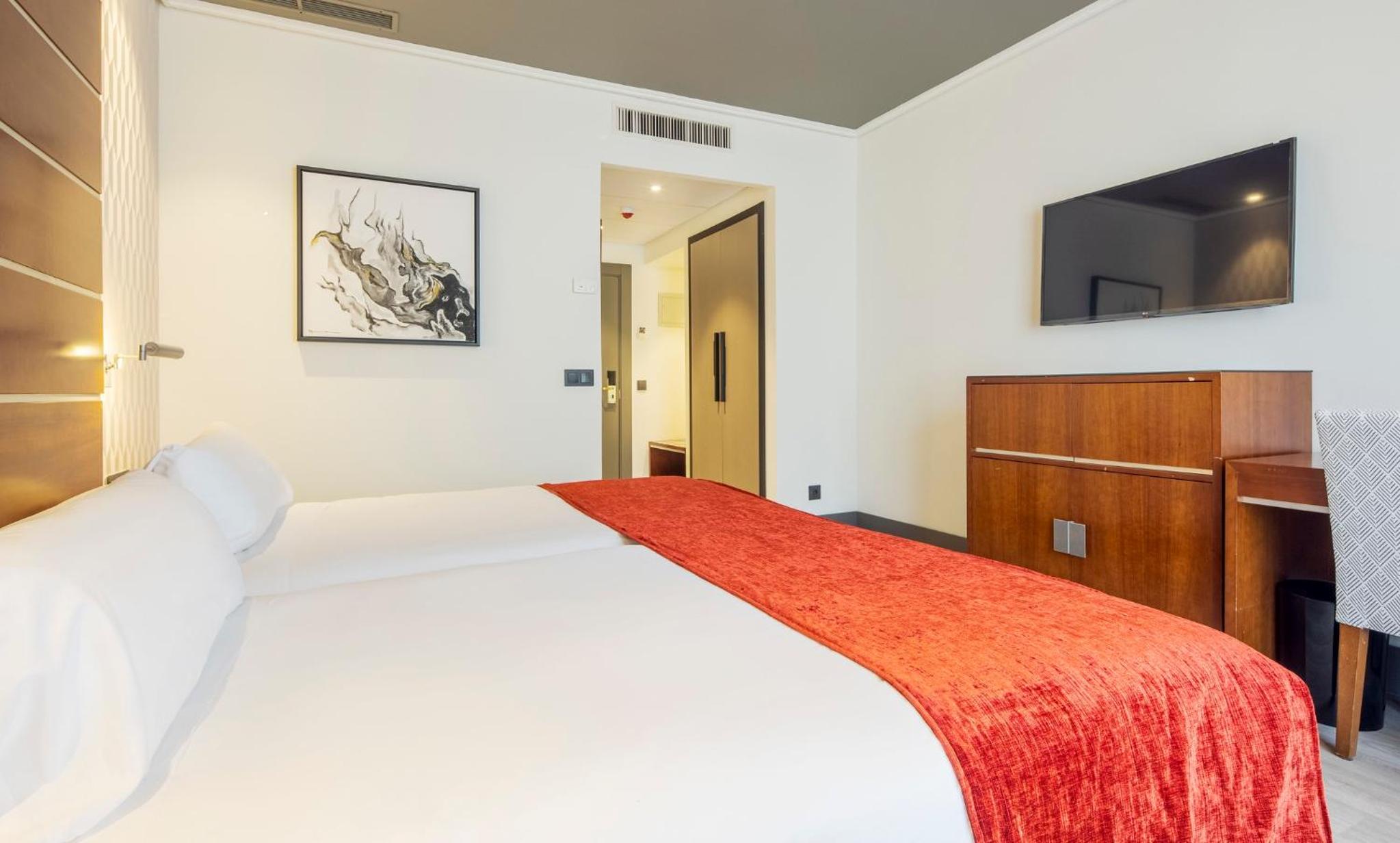 Premium Double Room - Photo 1