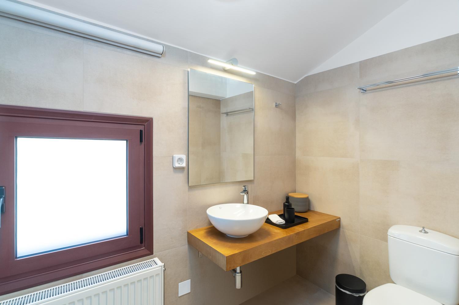 Three-Bedroom House - Photo 37