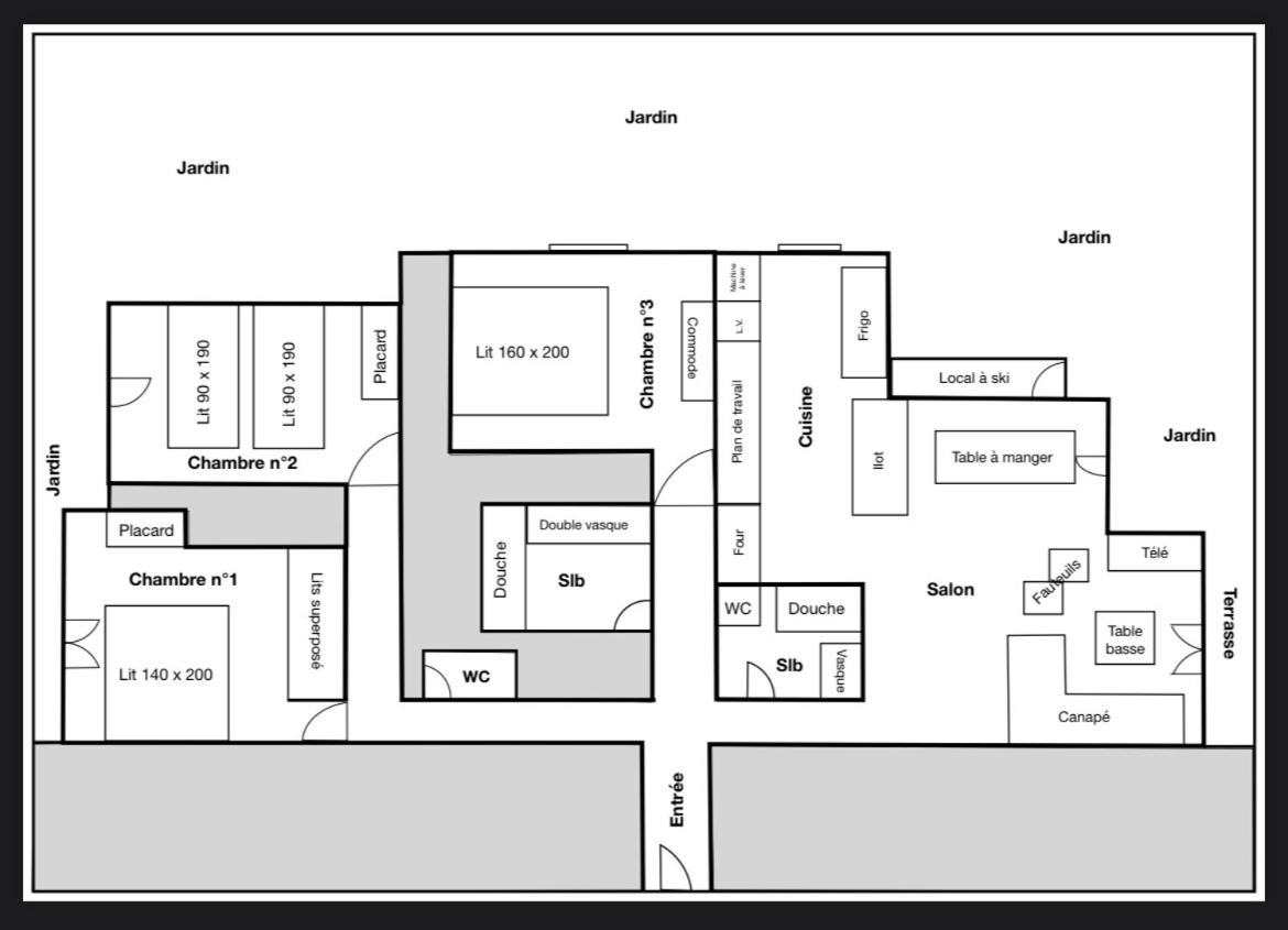 Deluxe Apartment