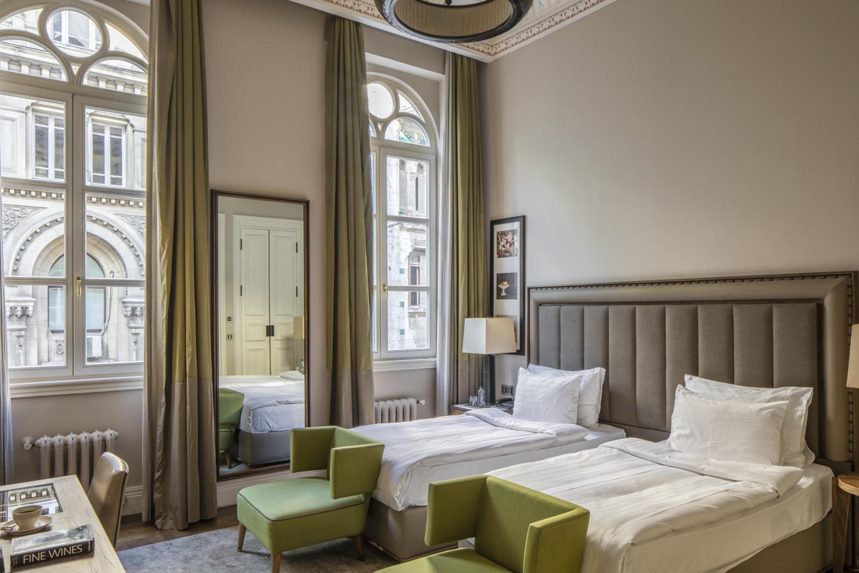 Deluxe Twin Room photo 1