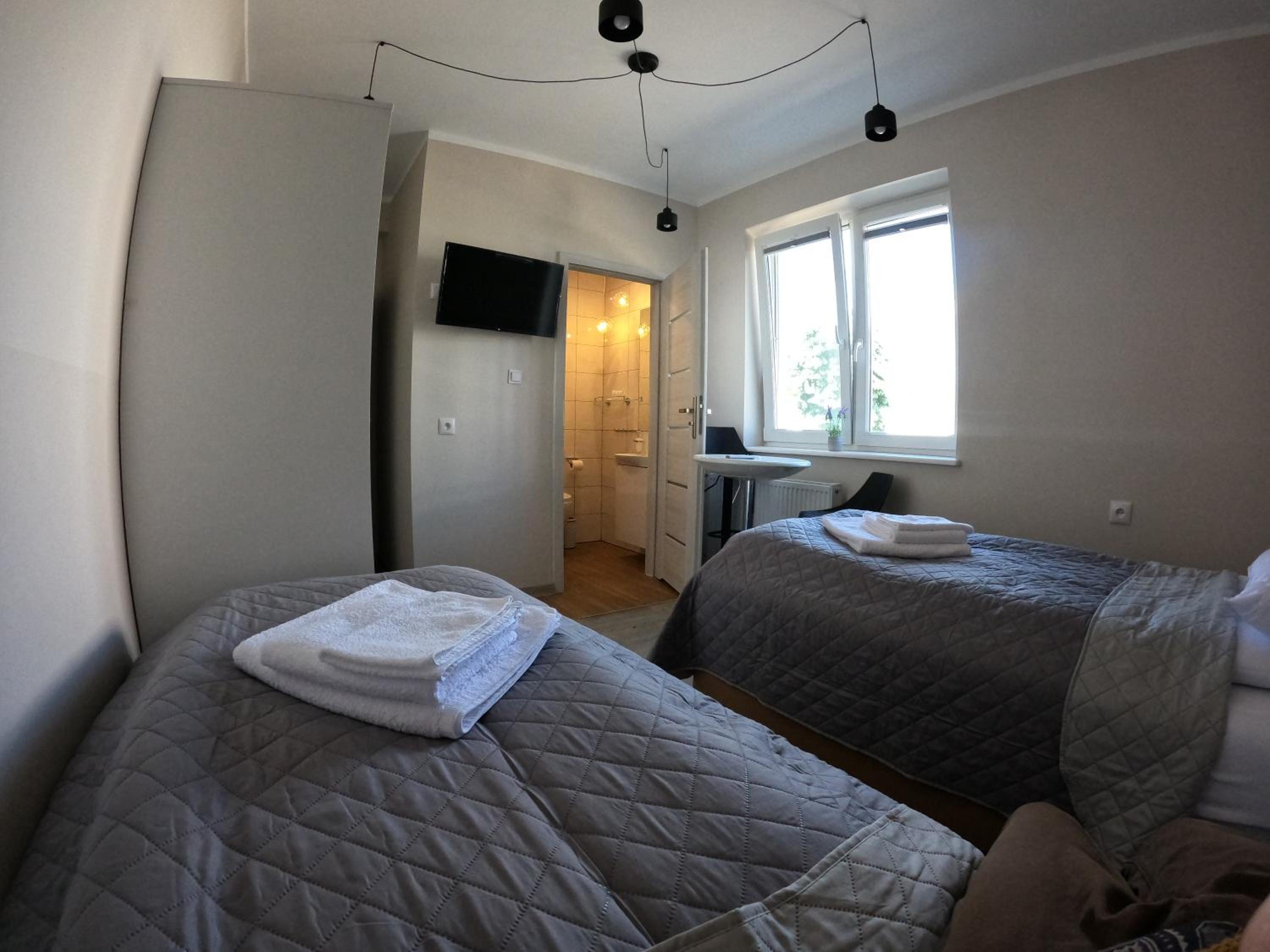 Deluxe Twin Room photo 3