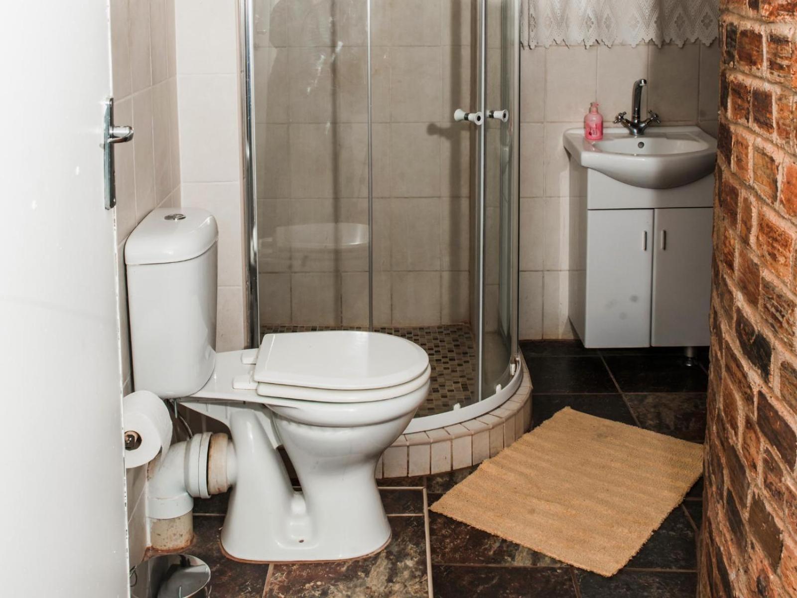 Standard Triple Room - Photo 3