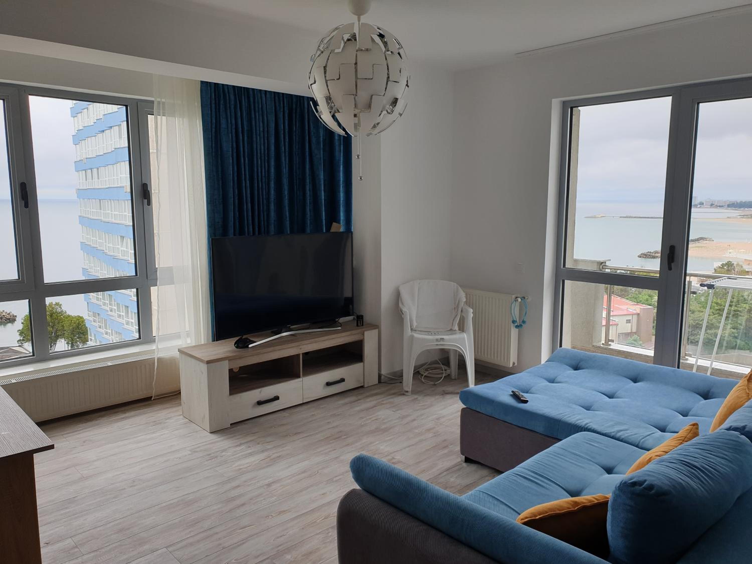 Apartment with Sea View photo 2