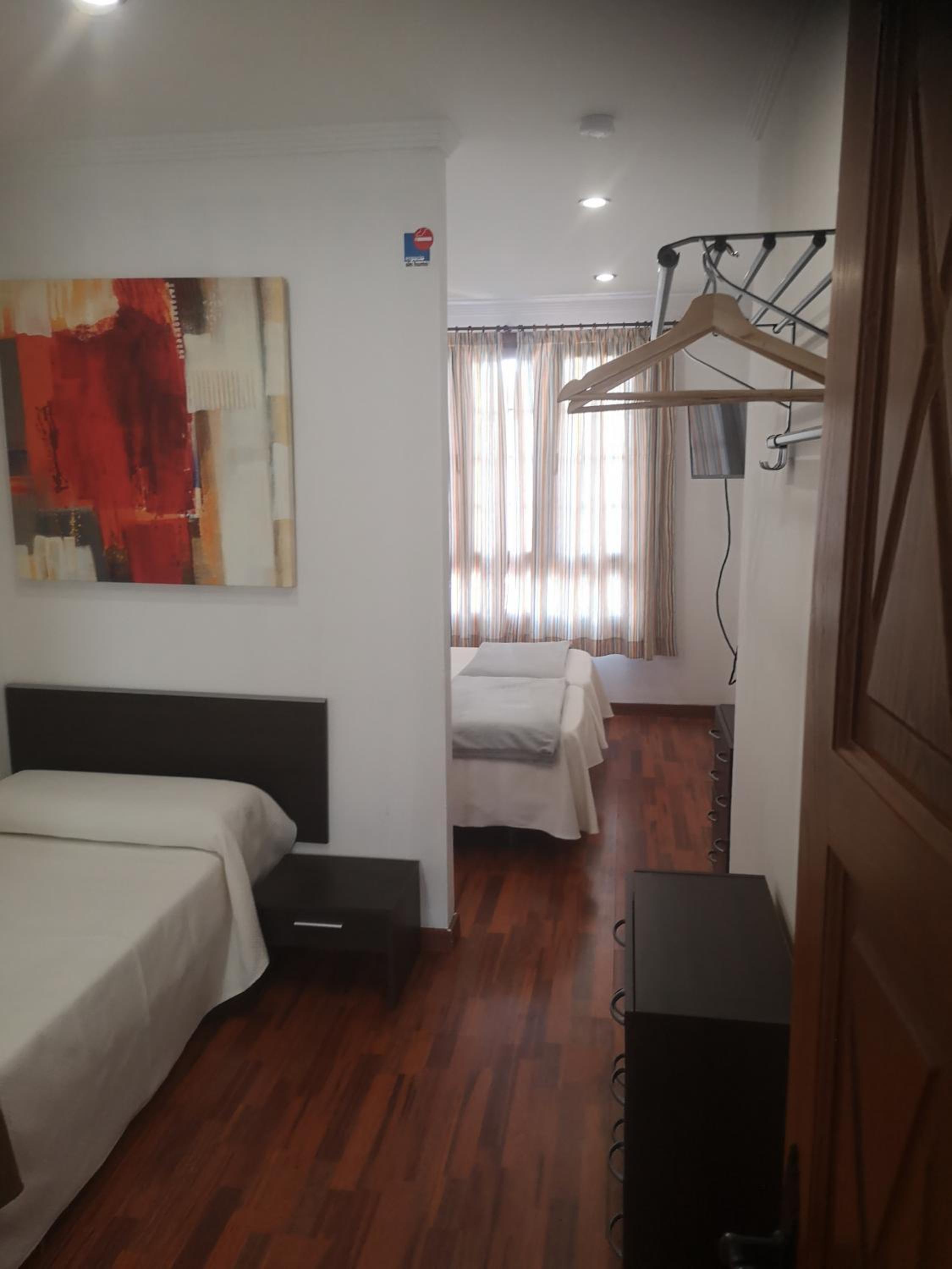 Deluxe Room (2 Adults + 1 Child) photo 3